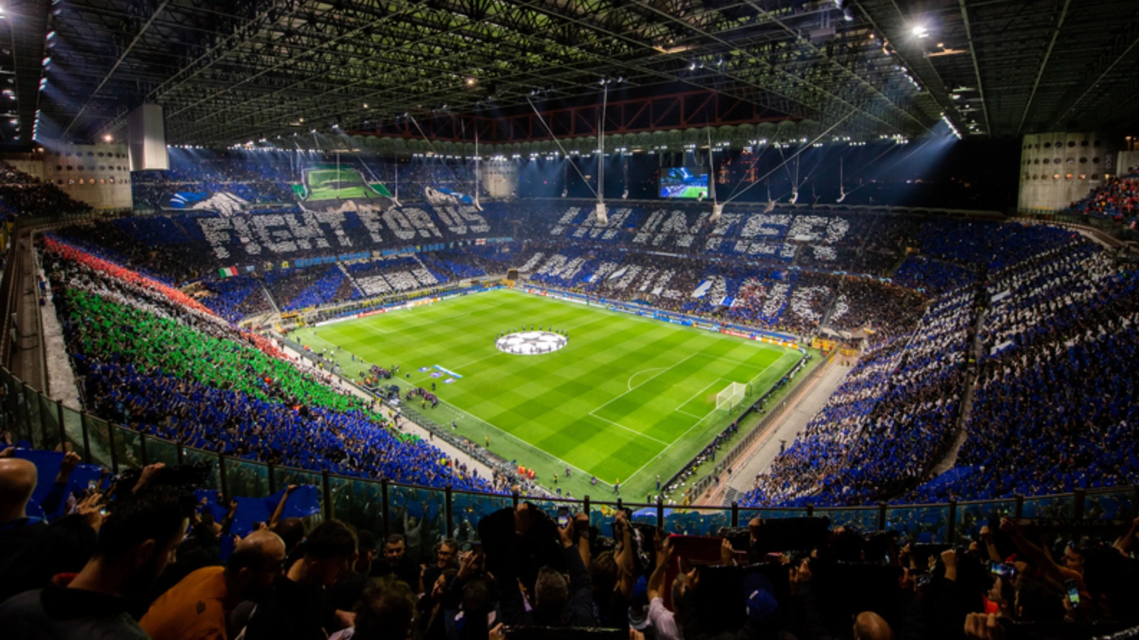 Copertina di Inter il botteghino ti fa ricca: Meazza sold out. Solo una volta i nerazzurri hanno incassato di più
