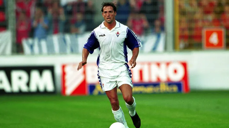 /images/s/t/e/stefano-bettarini-fiorentina-am-ball-fuball-herren-saison-1999-2000-saisonvorbereitung-test-testspiel-serie-a-italienische-liga-italien-einzelbild-betzenbergstadion-kaiserslauternjpg_1757966933267.jpg