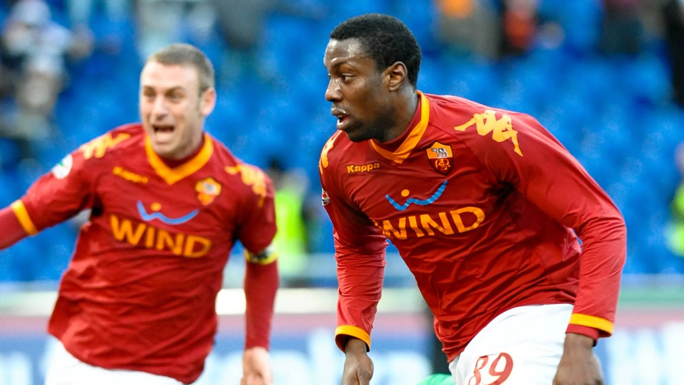 Stefano Okaka con la maglia della Roma