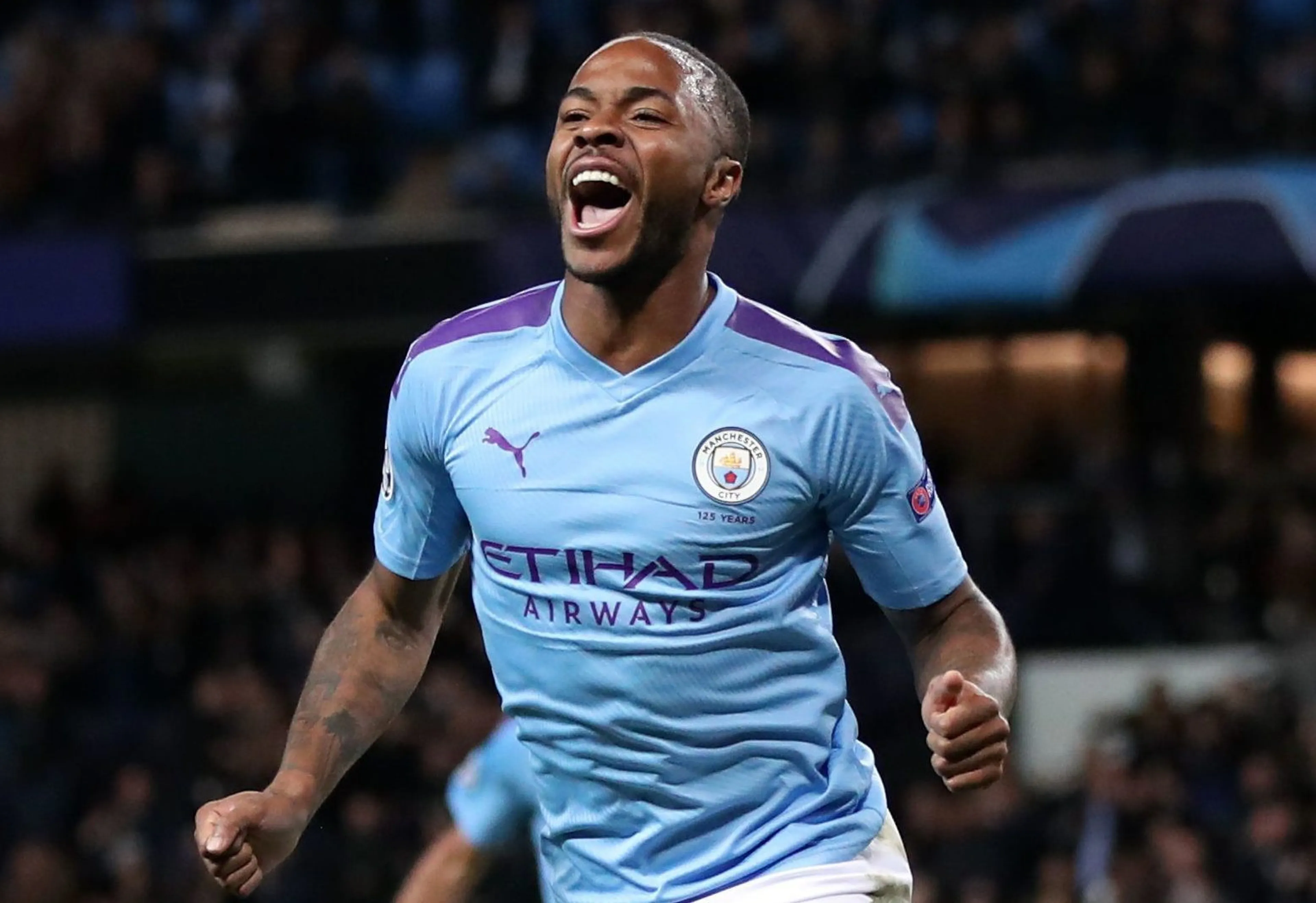 Copertina di Sterling avvisa il City: “Addio alla Premier League? Non mi dispiacerebbe”