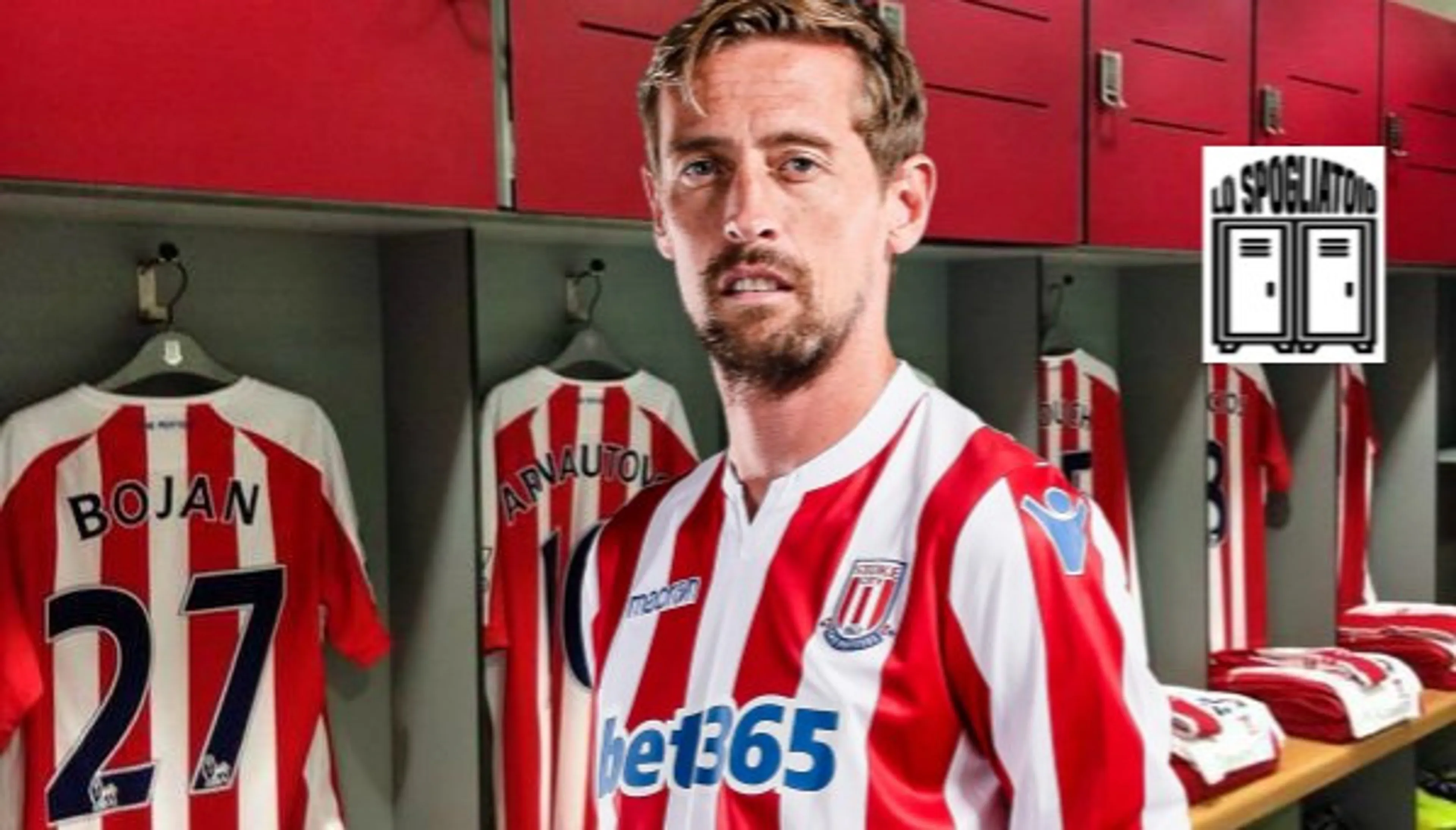 Copertina di Shampoo, bagni e botte. Bomber Crouch svela la dura vita da spogliatoio