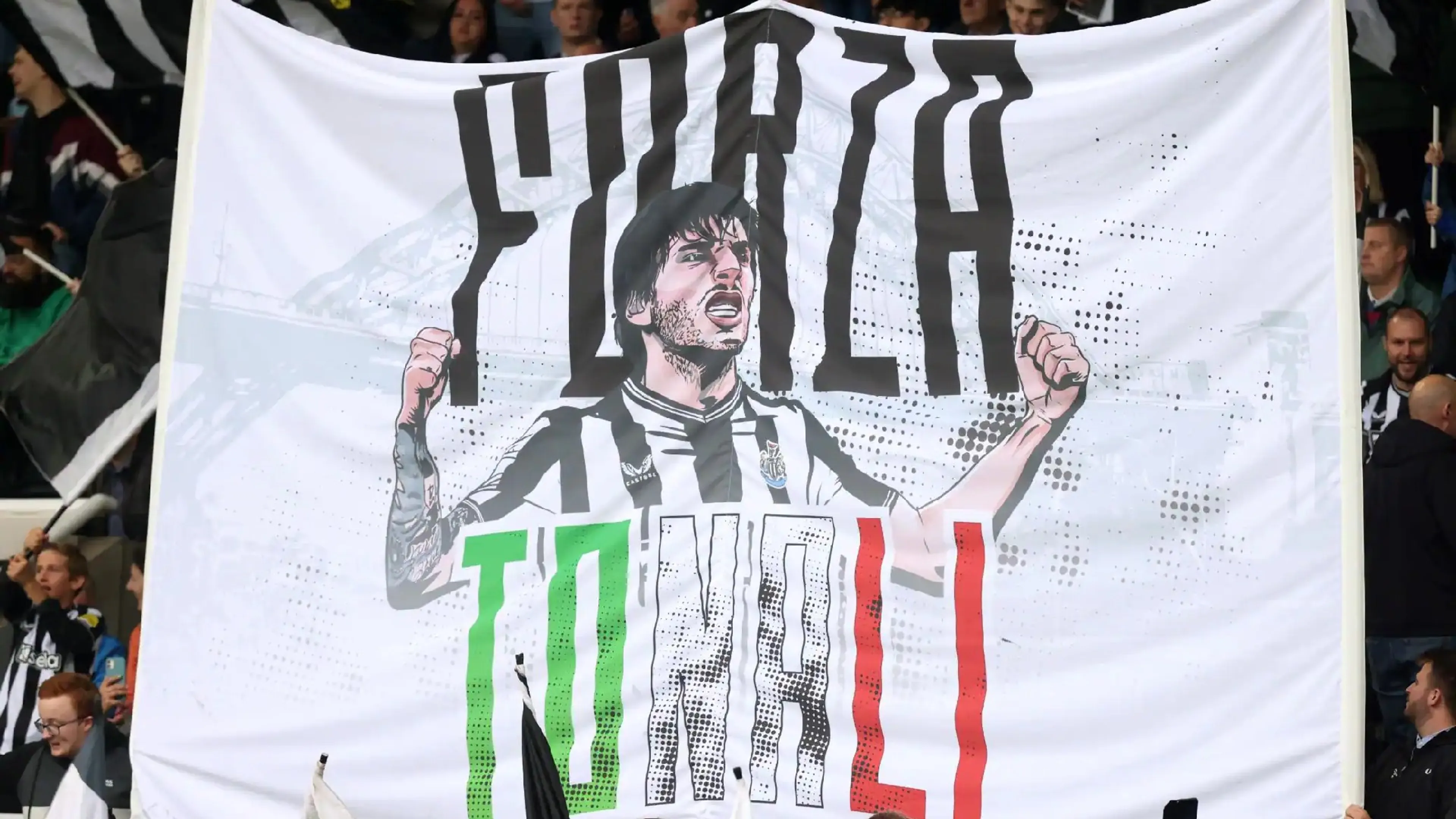 Copertina di A Newcastle è Tonali mania: un altro coro per l'italiano (VIDEO)