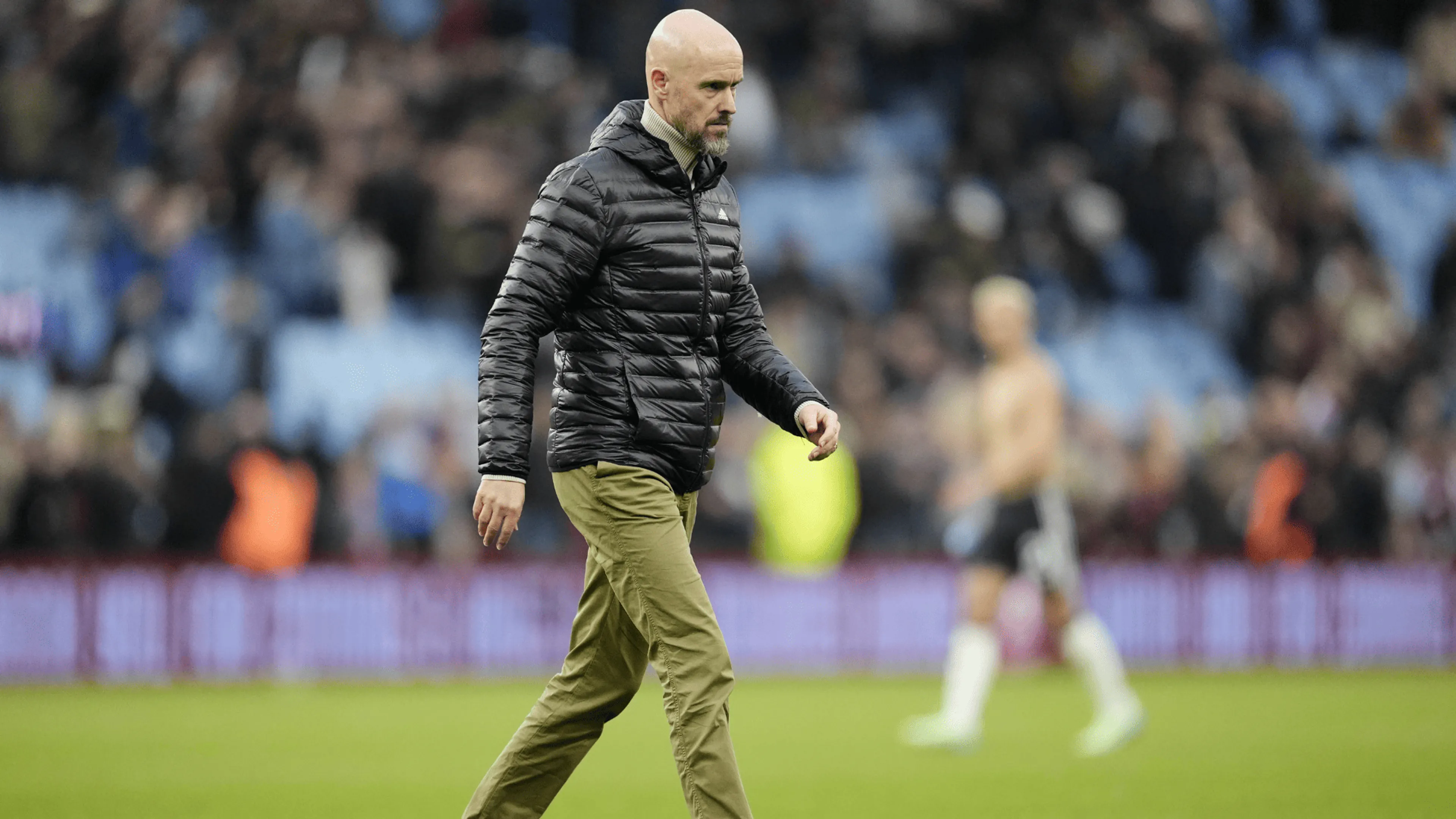 Copertina di Manchester United, è anarchia totale! Tifoso nascosto nello spogliatoio