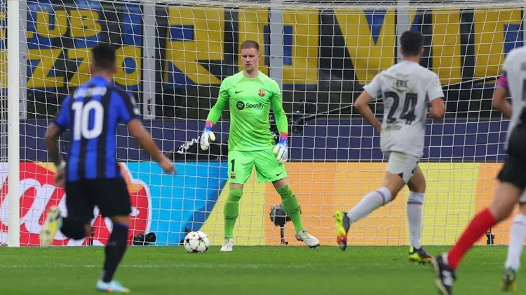/images/t/e/r/Ter-Stegen-2.jpg