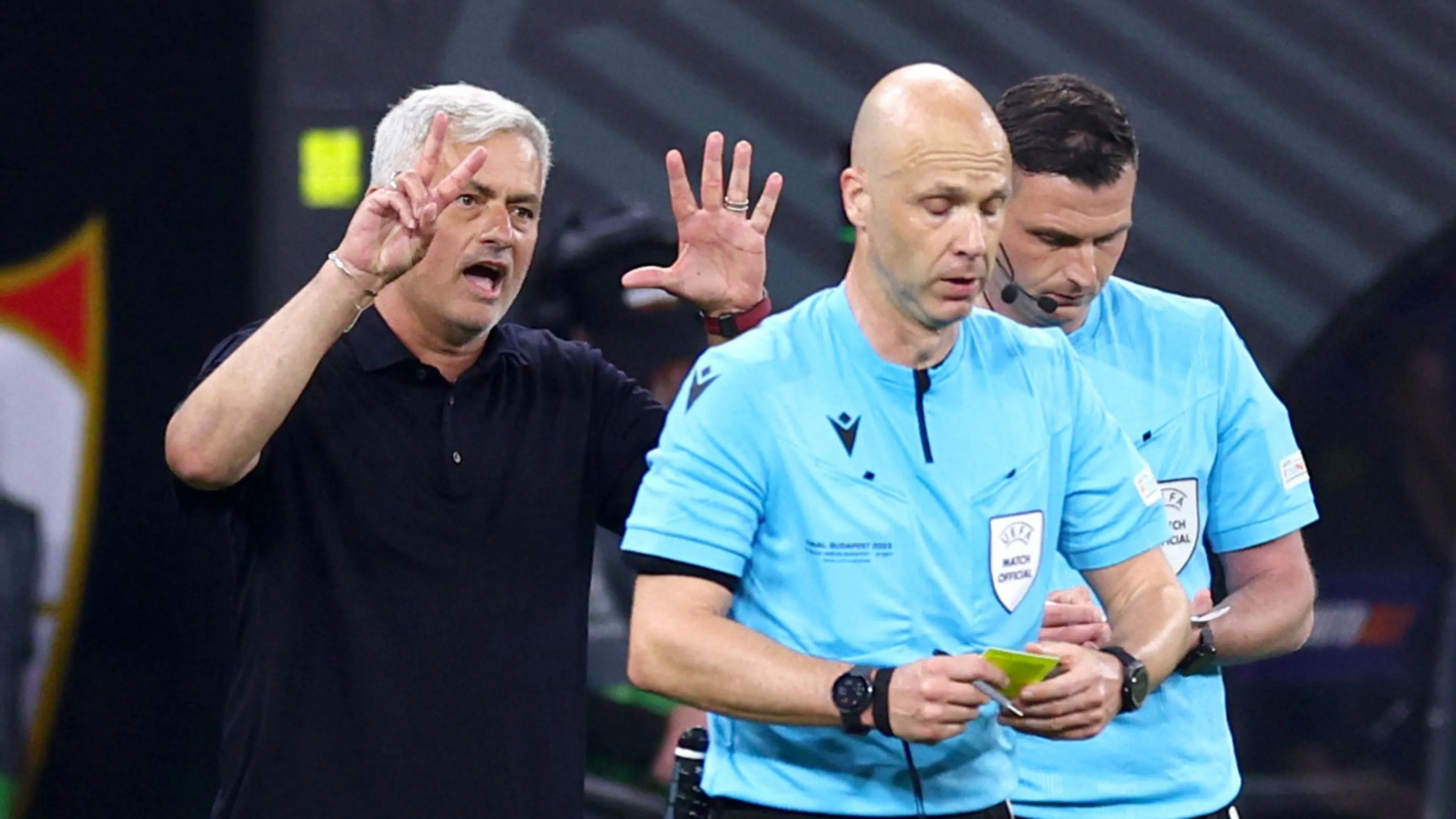 Il The Guardian va controcorrente e massacra Mourinho e la Roma