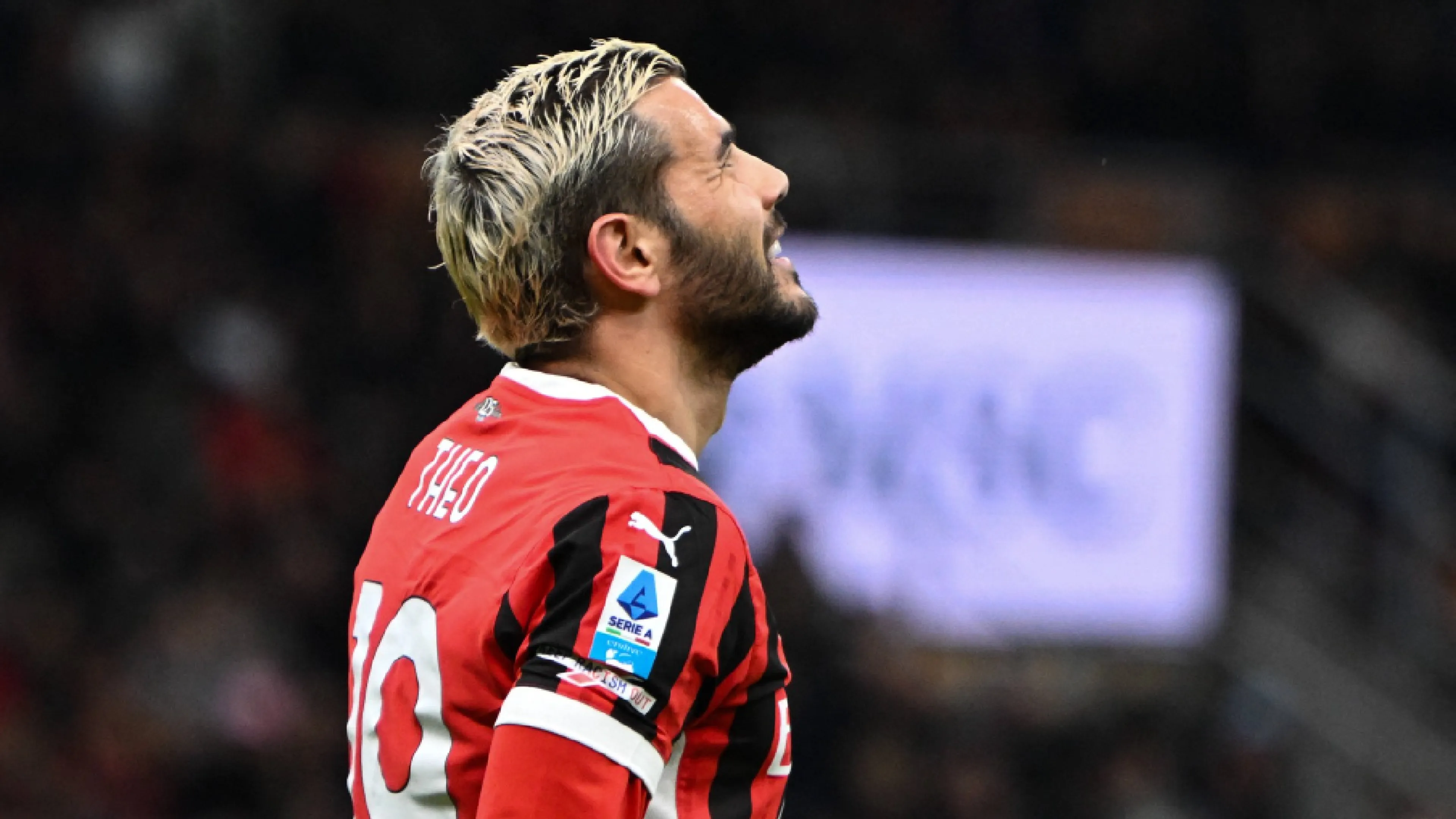 Copertina di Gazzetta: "Ecco l’ultimo sgarbo di Theo al Milan". E può costargli il posto da titolare contro il Napoli