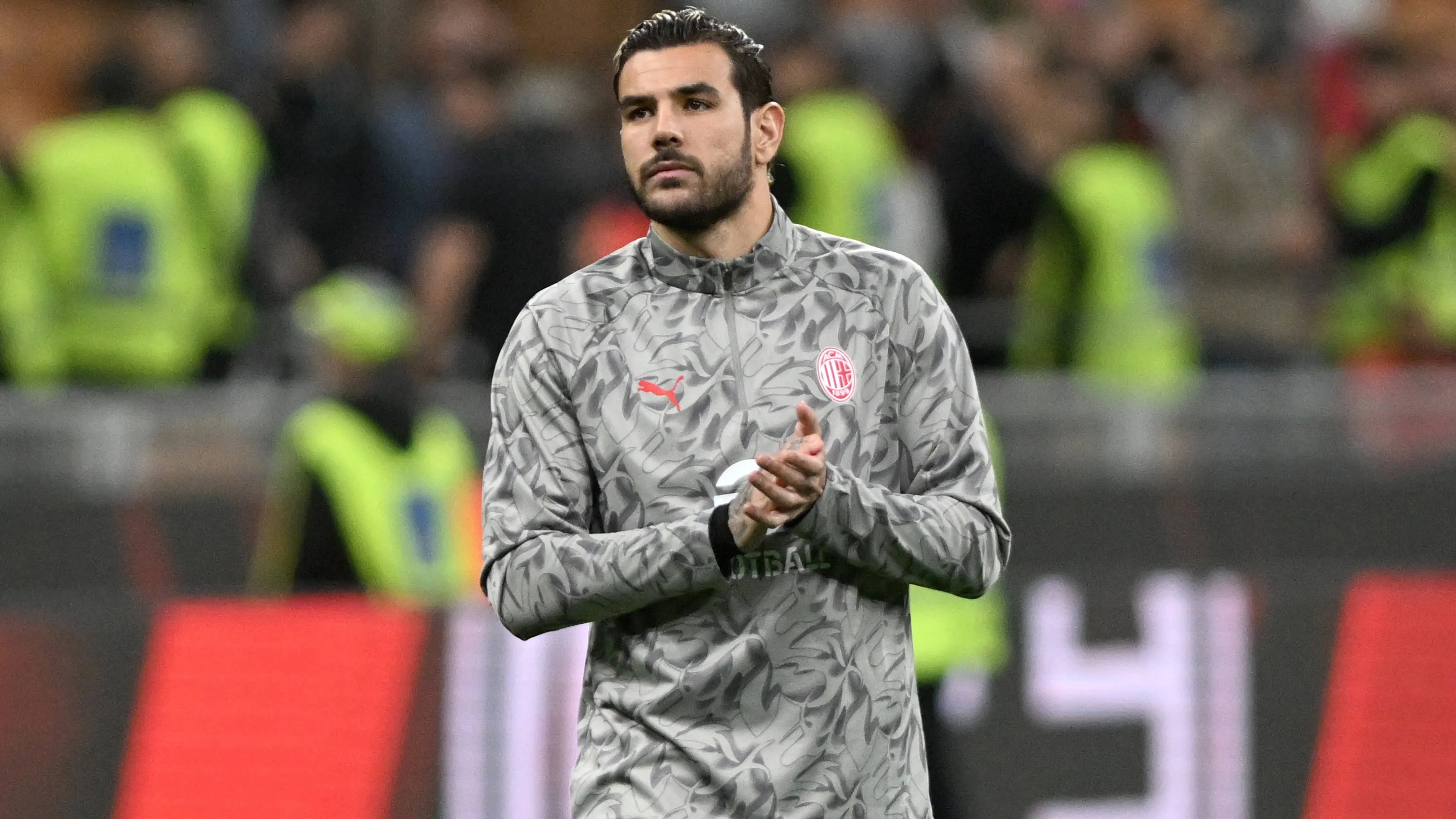 theo hernandez del milan verso l'al-hilal