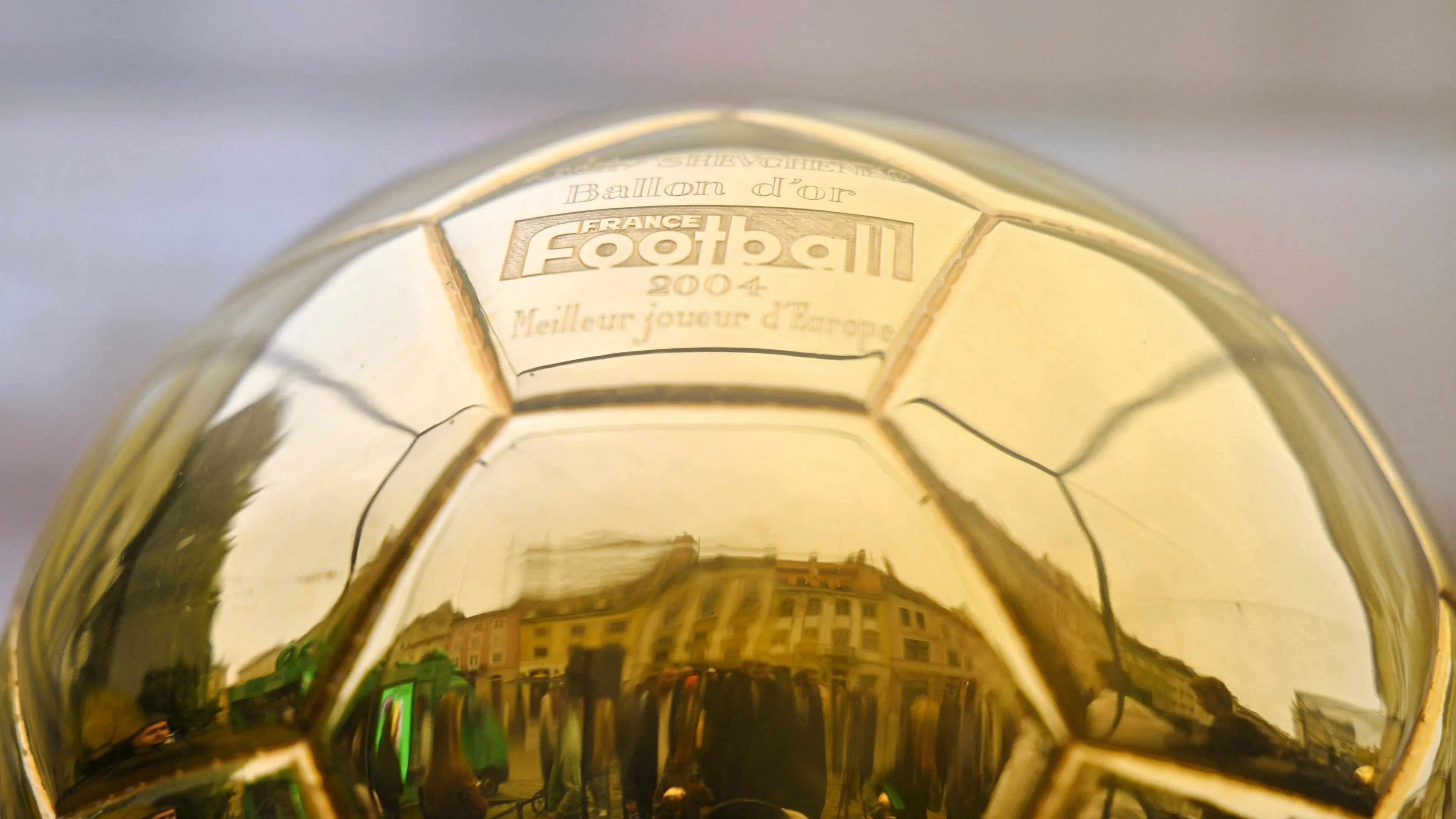 Pallone d'Oro, tutto quello che c'è da sapere sulla cerimonia: quando si tiene e dove vederla