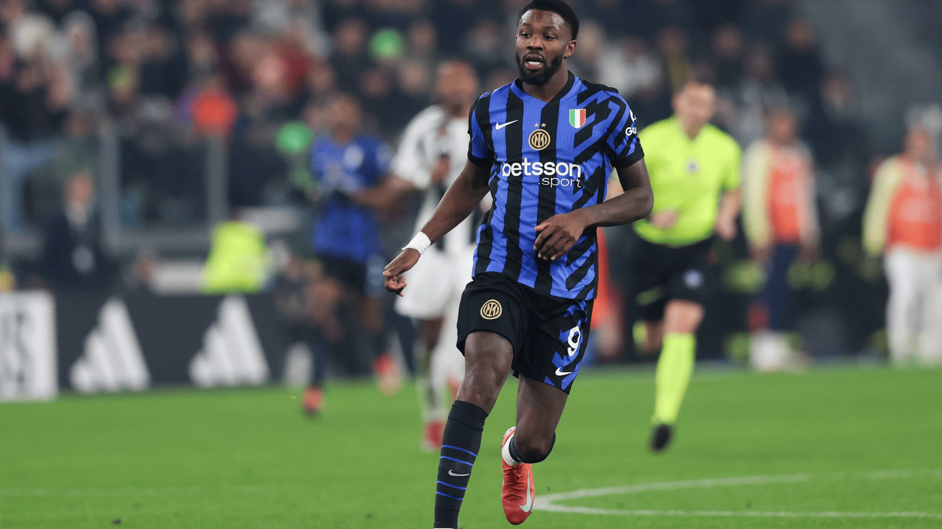 Copertina di Fantacalcio, infortunio Thuram: Inzaghi prende una decisione strana per il bene dell'Inter