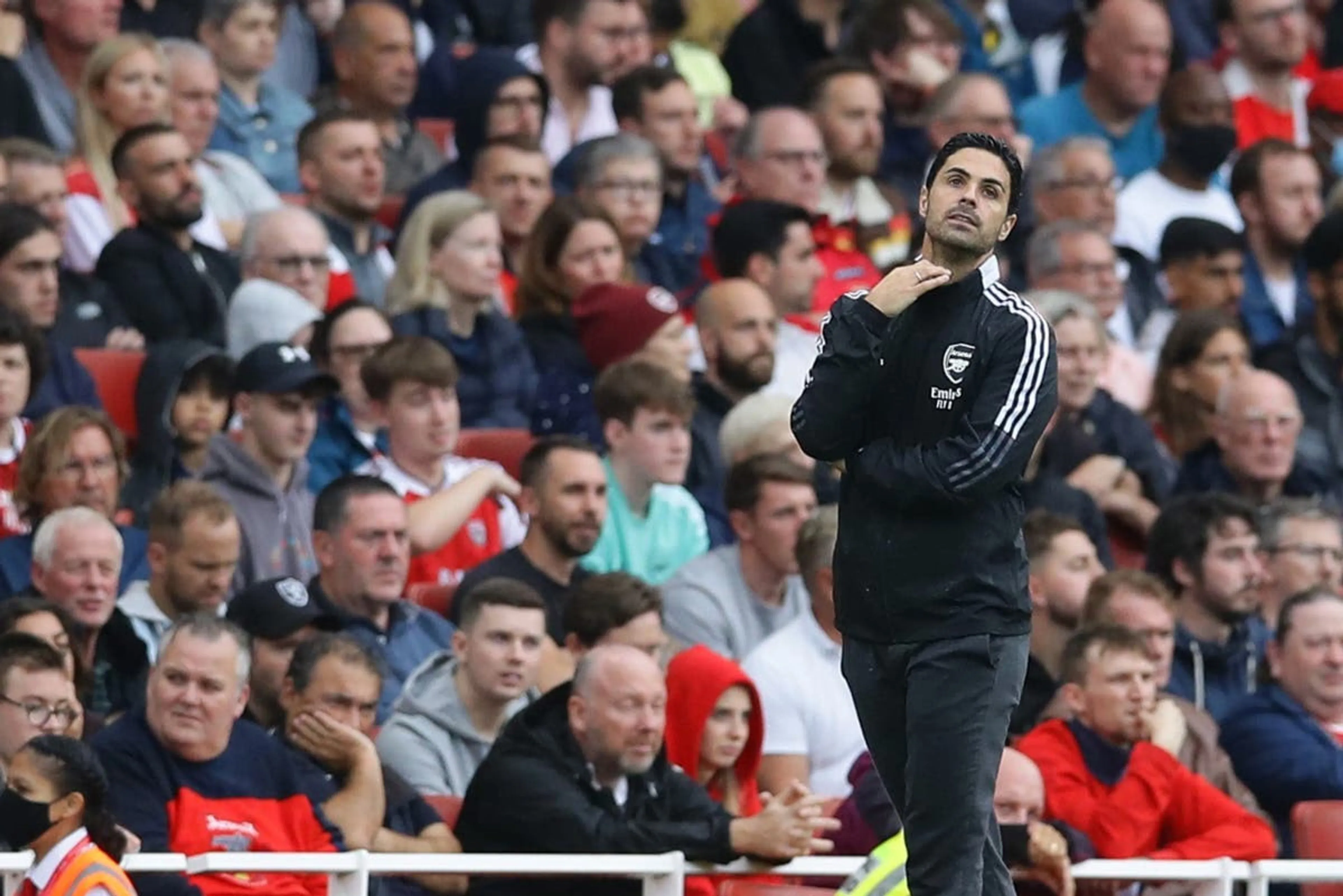 Copertina di Crisi Arsenal, tifosi bloccano Arteta in macchina: “Facci un favore, vattene!” (VIDEO)