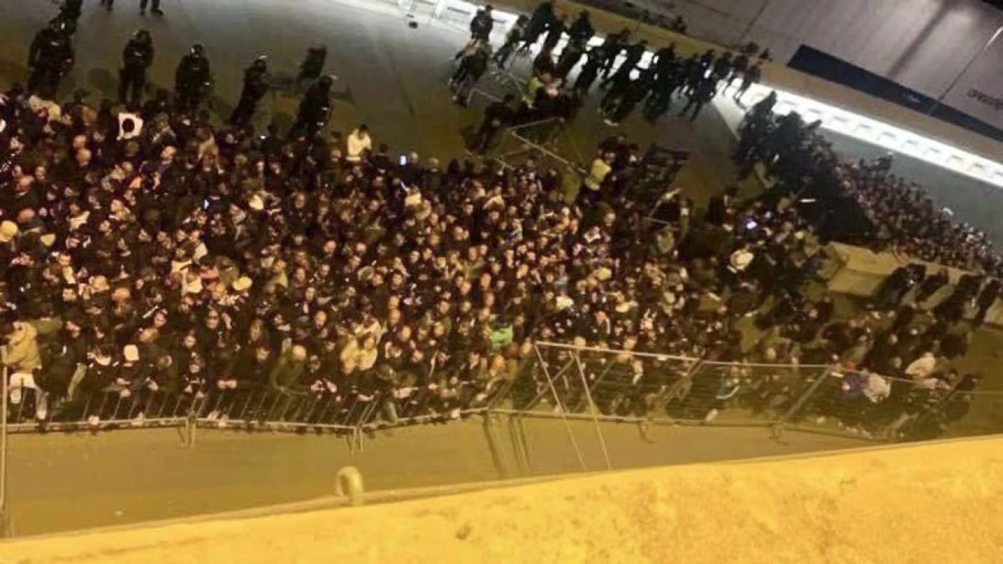 Copertina di Tifosi dell’Inter rimasti fuori dal Do Dragao: ecco spiegato cosa è successo