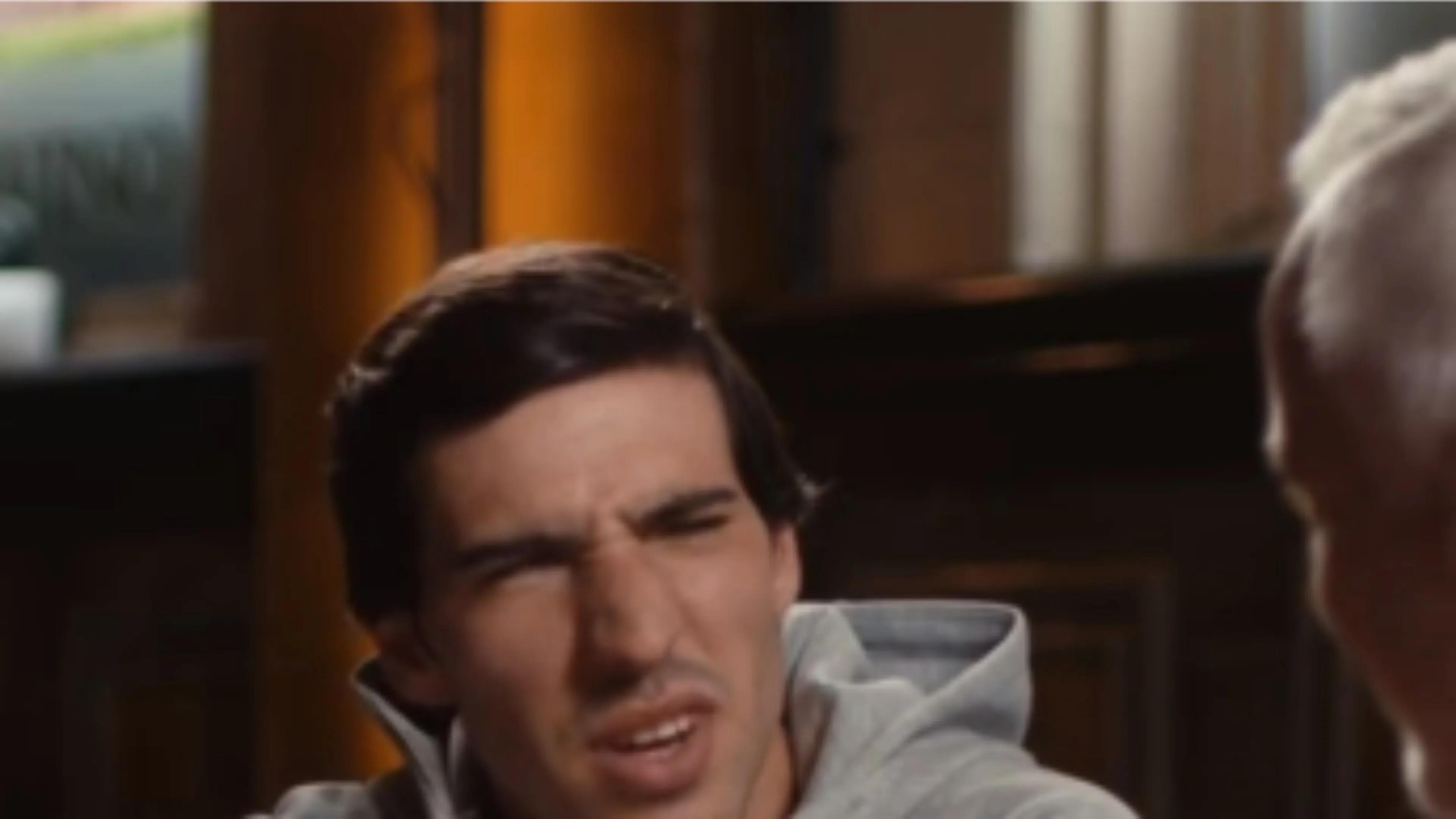 Copertina di Tonali e Ginola a cena insieme con una missione: l'assurdo spot della Nike (VIDEO)