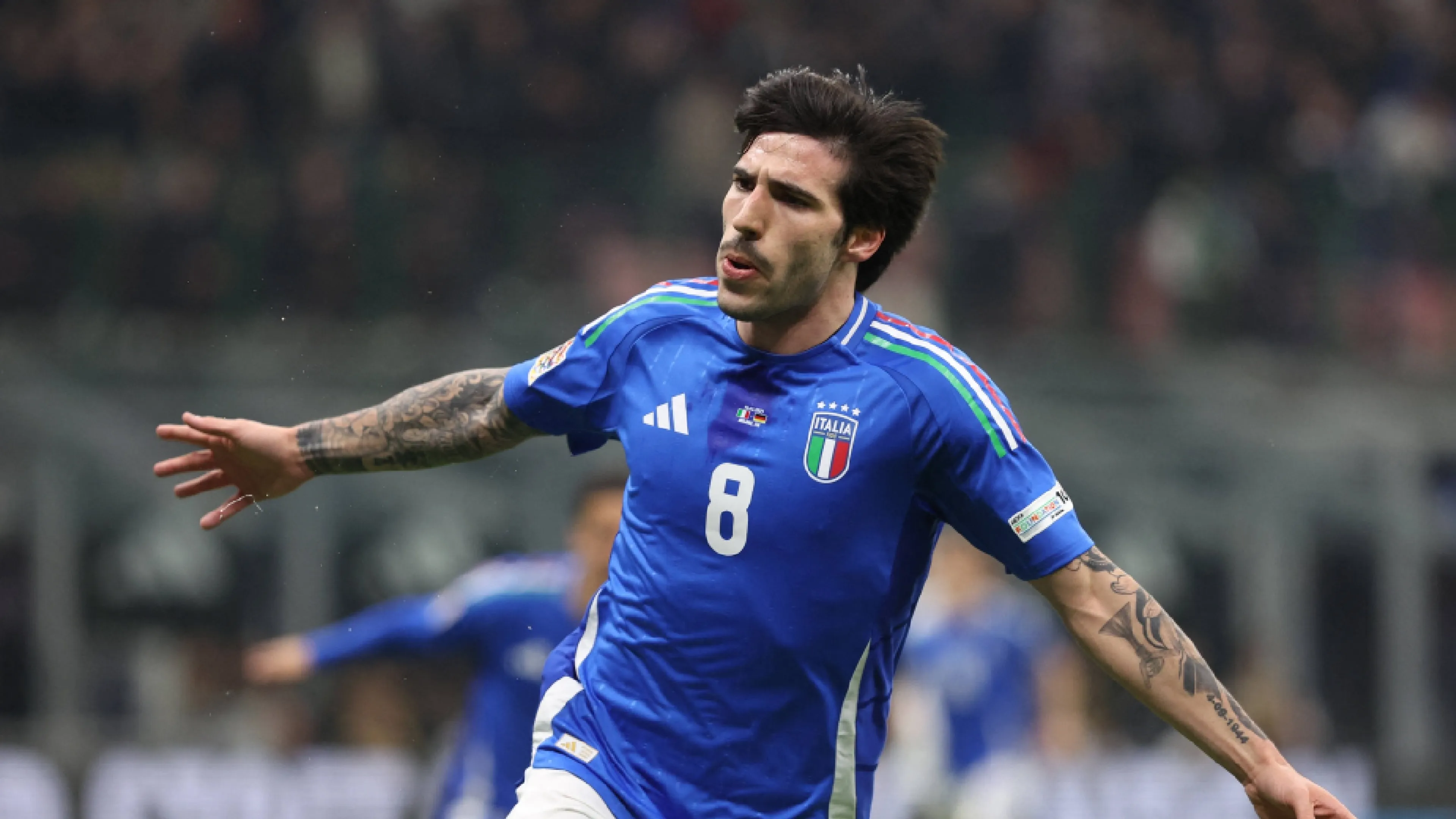 Tonali alla Juventus? È lui l'obiettivo numero uno per la prossima stagione. Il piano di Giuntoli