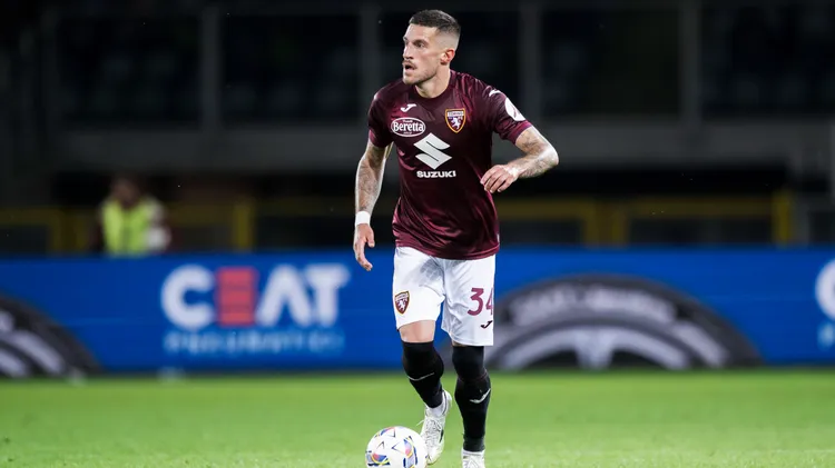 /images/t/o/r/torino-fc-v-as-roma-serie-a-cristiano-biraghi-of-torino-fc-in-action-during-the-serie-a-football-match-between-torino-fc-and-as-roma-turin-italy-copyright-xnicoloxcampoxjpg_1749832756055.jpg