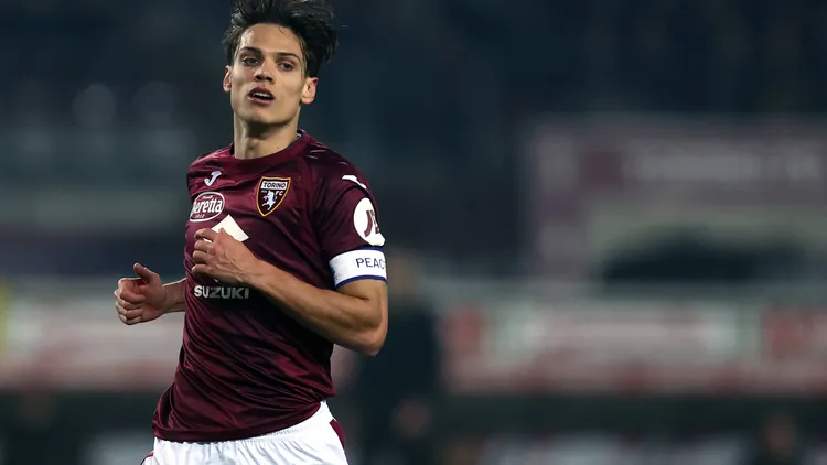 /images/t/o/r/torino-fc-vs-ac-milan-samuele-ricci-of-torino-fc-looks-on-during-the-serie-a-football-match-beetween-torino-fc-and-ac-milan-at-stadio-olimpico-on-february-22-2025-in-turin-italy-torino-stadio-grande-torino-italy-copyright-xmarcoxcanonieroxjpg_1748624388027.jpg