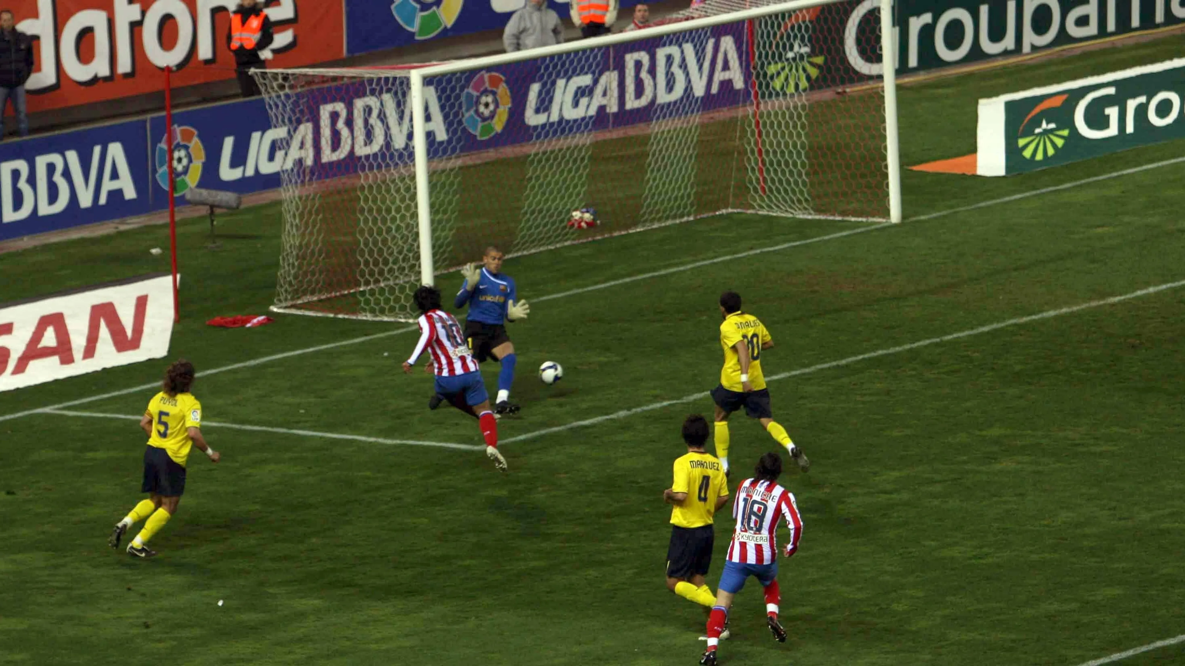 AMARCORD | 1 marzo 2009, Atletico Madrid-Barcellona 4-3: partita infinita, decide Aguero nel finale