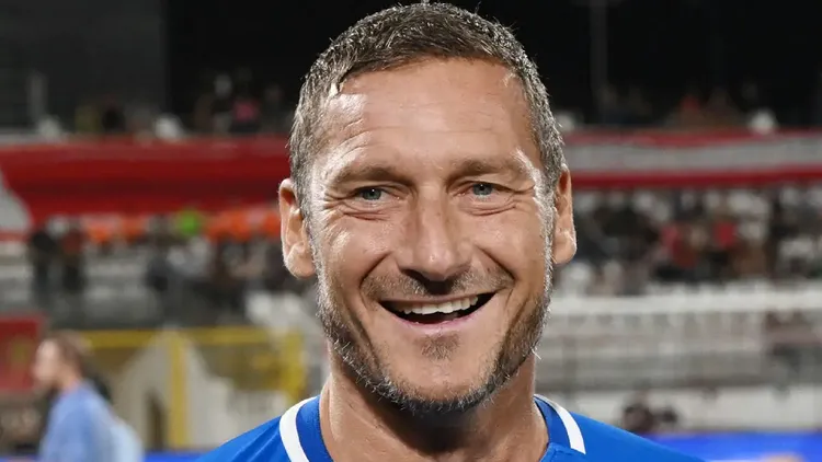 /images/t/o/t/Totti-Francesco.jpg