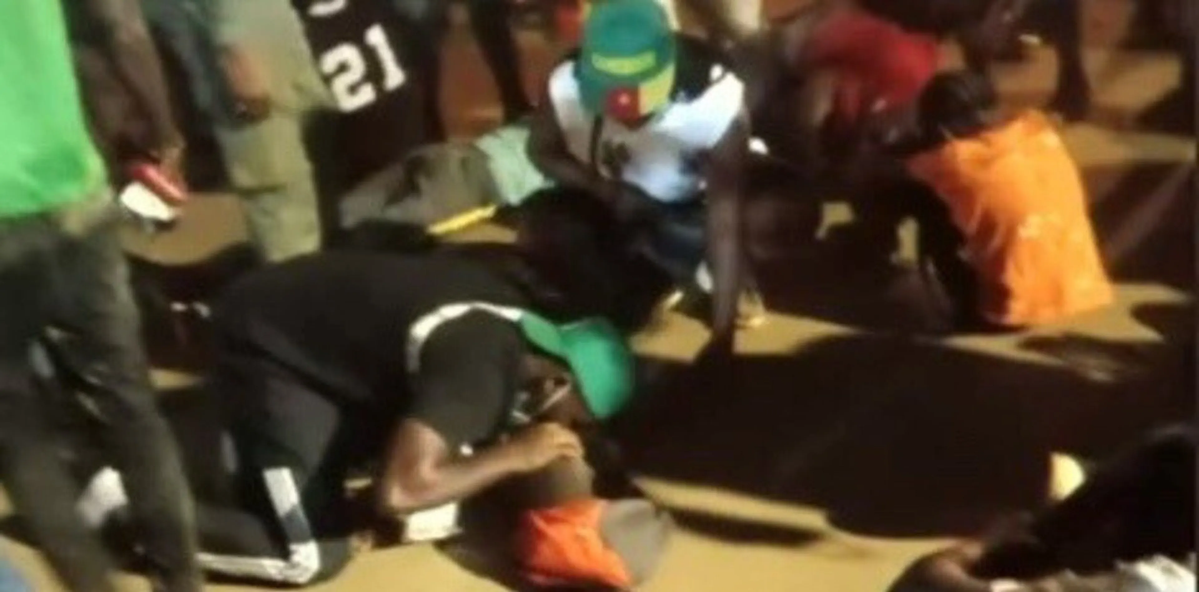 Copertina di Coppa d’Africa, tragedia dopo Camerun-Comore: 7 morti