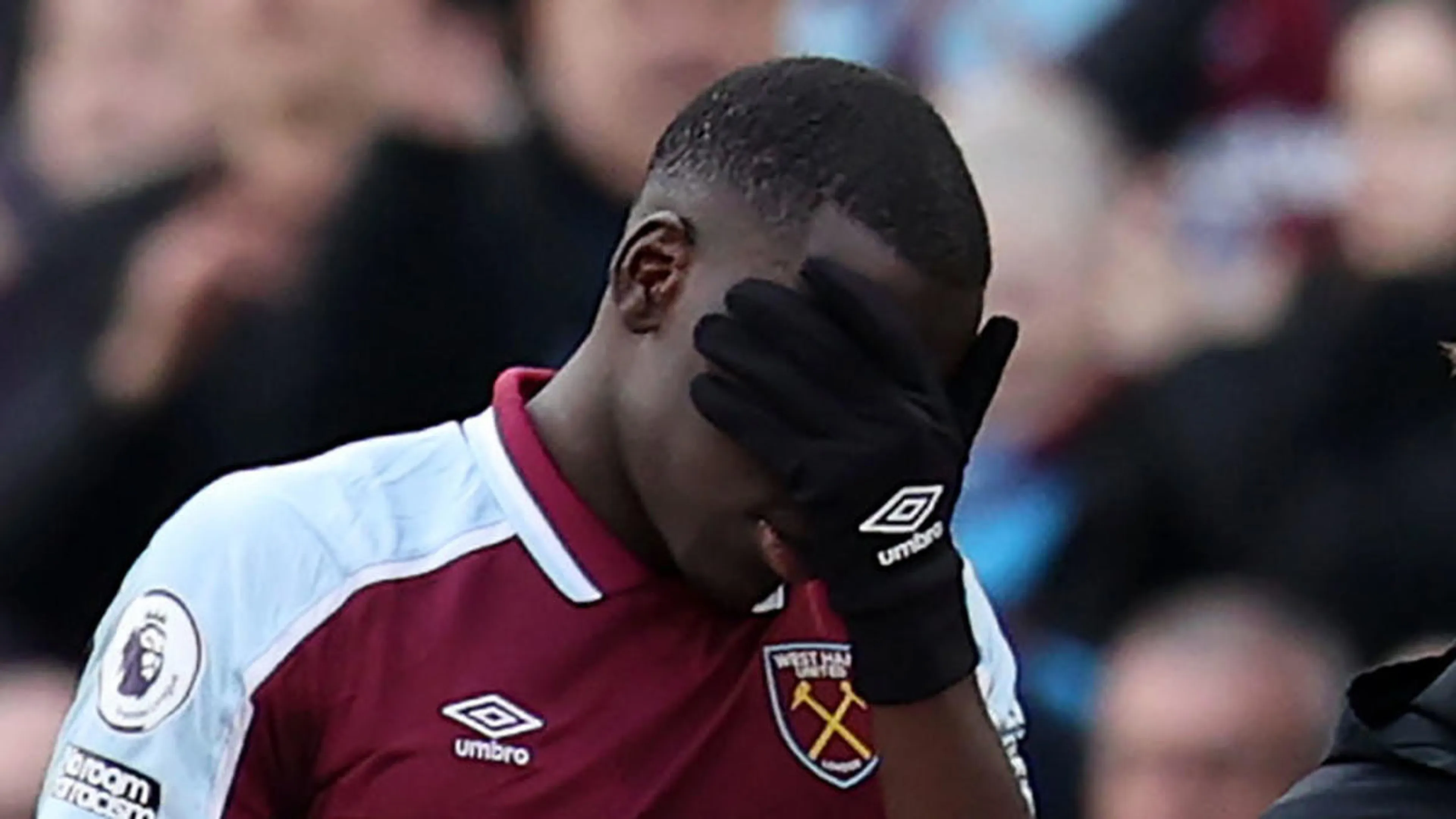 Copertina di Zouma sempre più nei guai, avviato procedimento giudiziario per violenza su animali