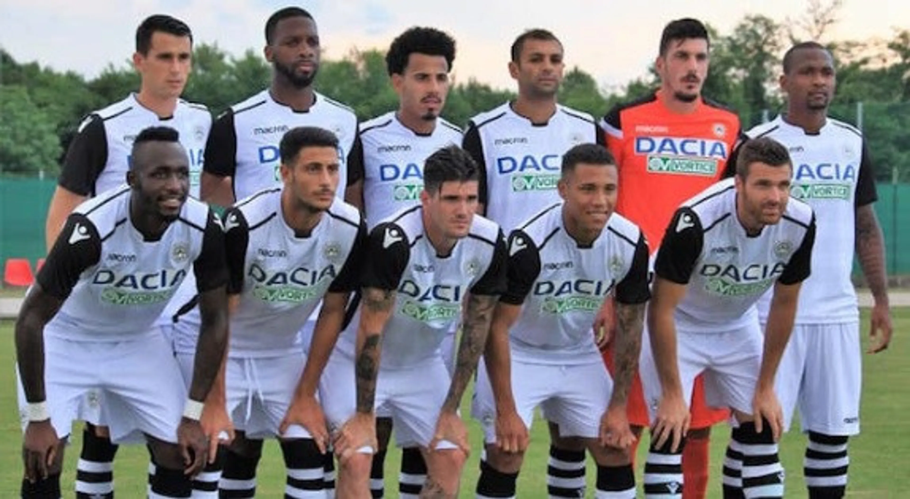 Copertina di United colors of Udinese. In allenamento si studia… la lingua