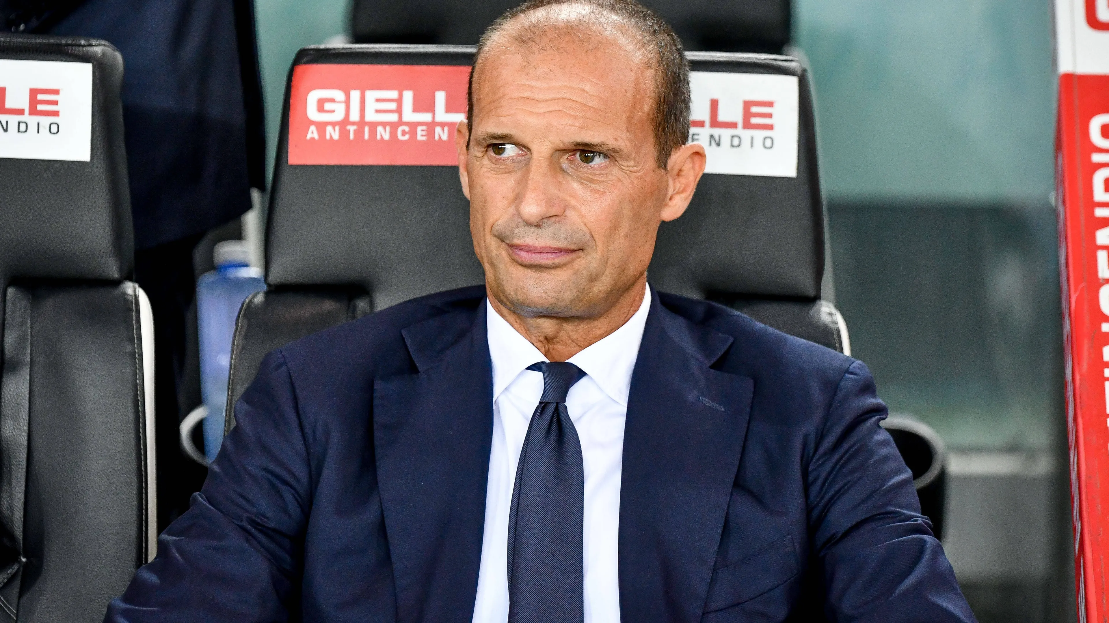 Allegri chiude le porte alla Roma: "Saelemaekers resta al Milan"