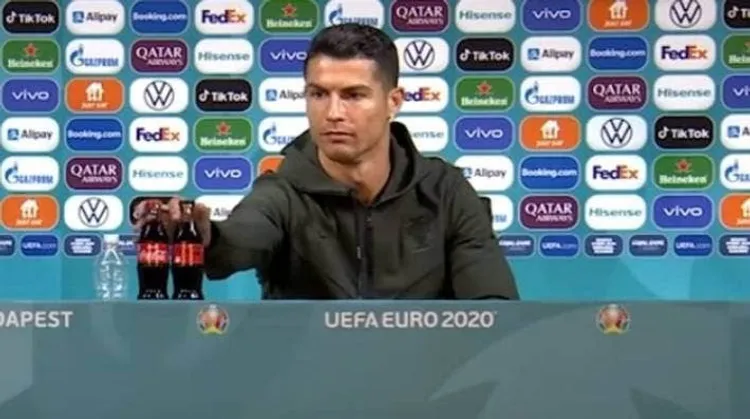 /images/u/e/f/uefa-avvisa-le-federazioni.jpg