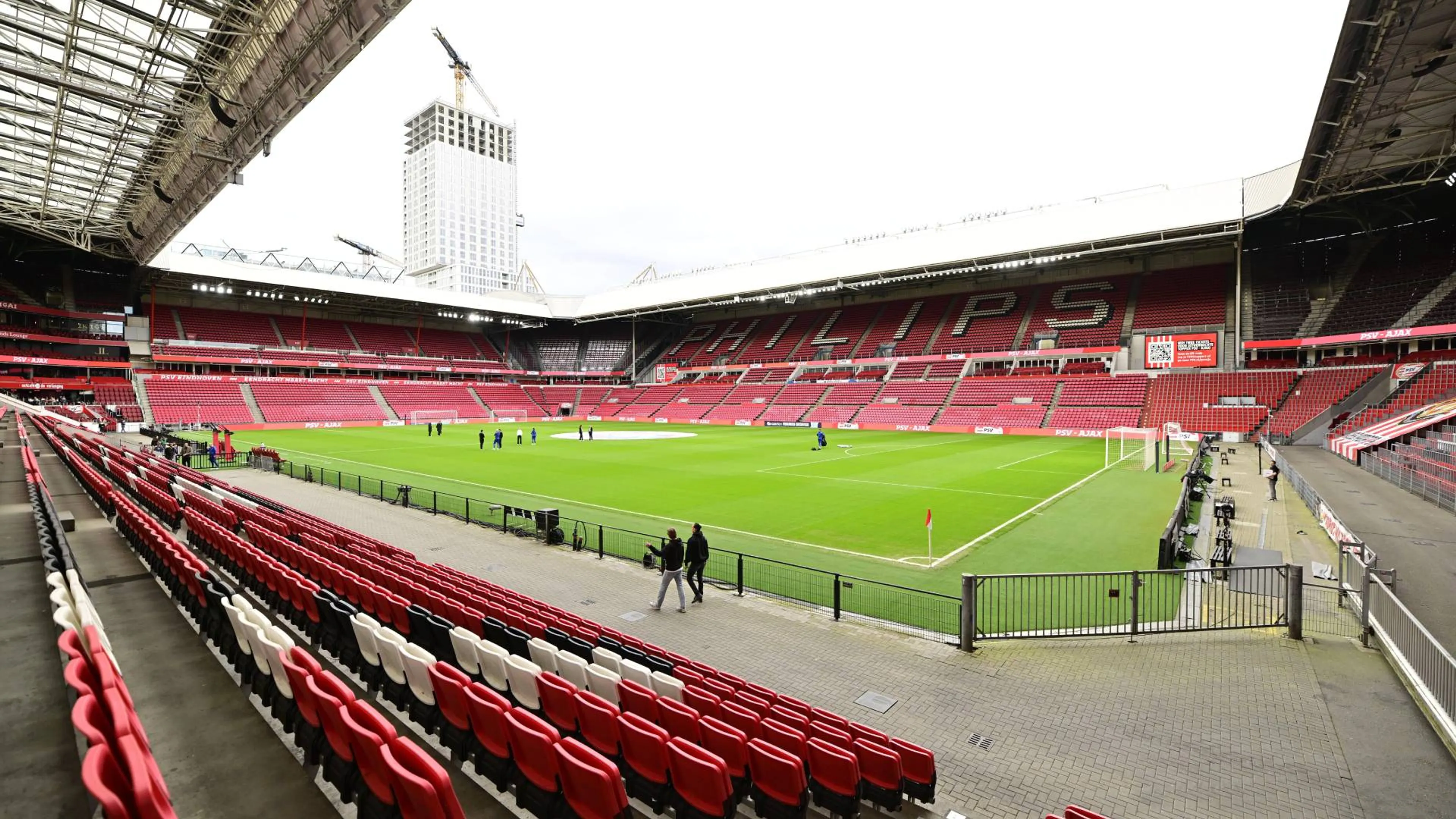 Copertina di PSV: "Un giocatore ha la tubercolosi attiva". Avviata un'indagine sui contatti