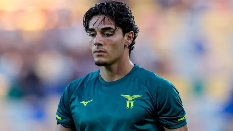 /images/u/s/-/us-avellino-v-ss-lazio-friendly-match-matteo-cancellieri-of-ss-lazio-looks-on-during-the-pre-season-friendly-match-between-us-avellino-and-ss-lazio-at-stadio-benito-stirpe-on-july-26-2025-in-frosinone-italy-frosinone-stadio-benito-stirpe-lazio-italy-copyright-xgiuseppexmaffiax-250726avellino-laziogm8908jpg_1754315739409.jpg