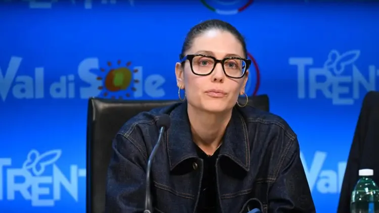 /images/v/a/l/Valentina-De-Laurentiis.jpg