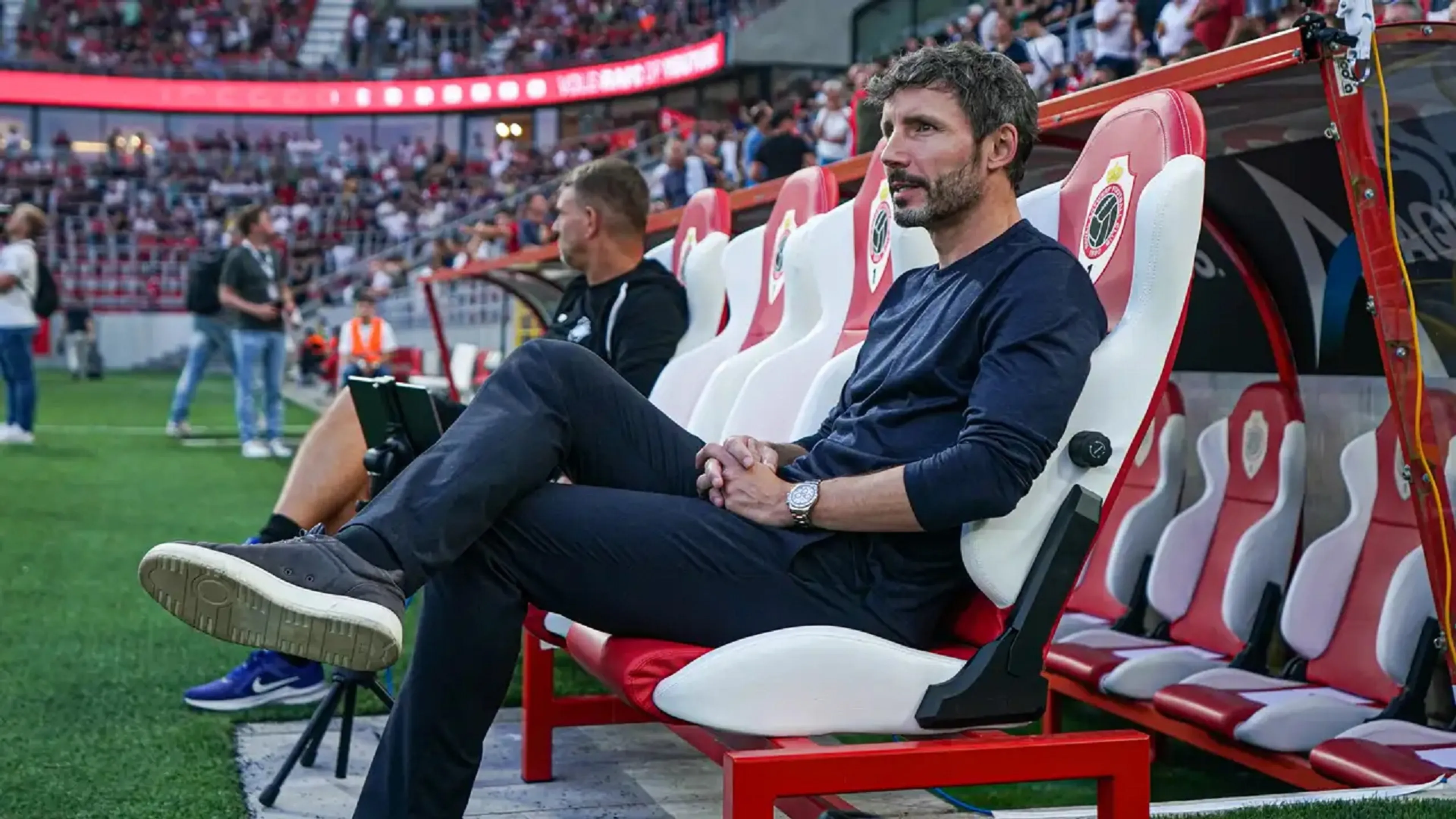 Antwerp: lista Champions sbagliata, Van Bommel su tutte le furie