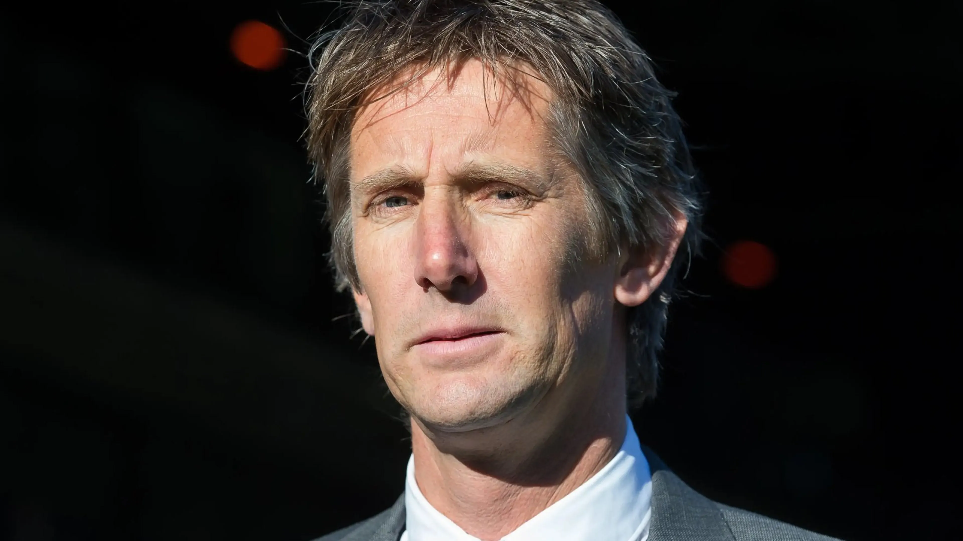 Van der Sar ricoverato in terapia in terapia intensiva. Il comunicato sulle sue condizioni