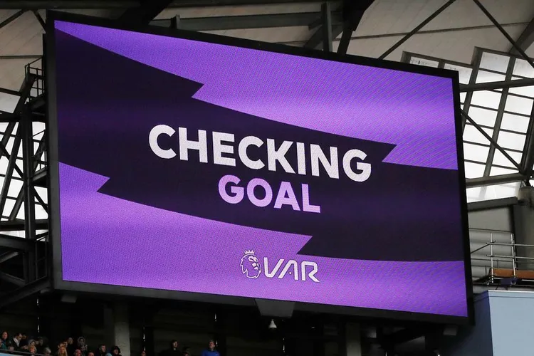 /images/v/a/r/var-big-screen-man-city-cropped.jpg