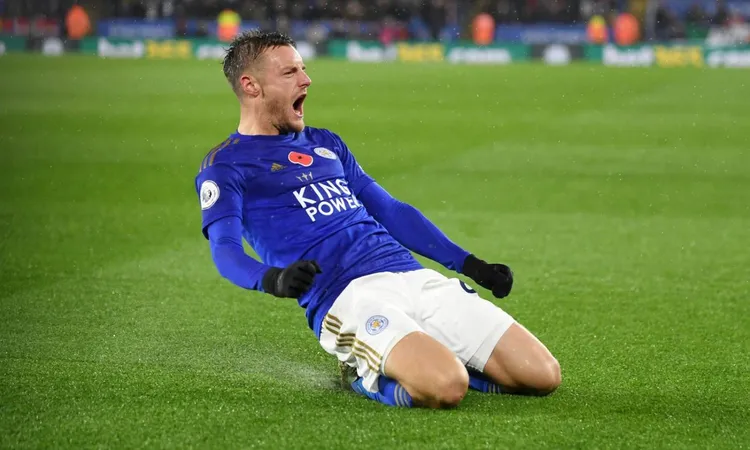 /images/v/a/r/vardy-anni-70.jpg