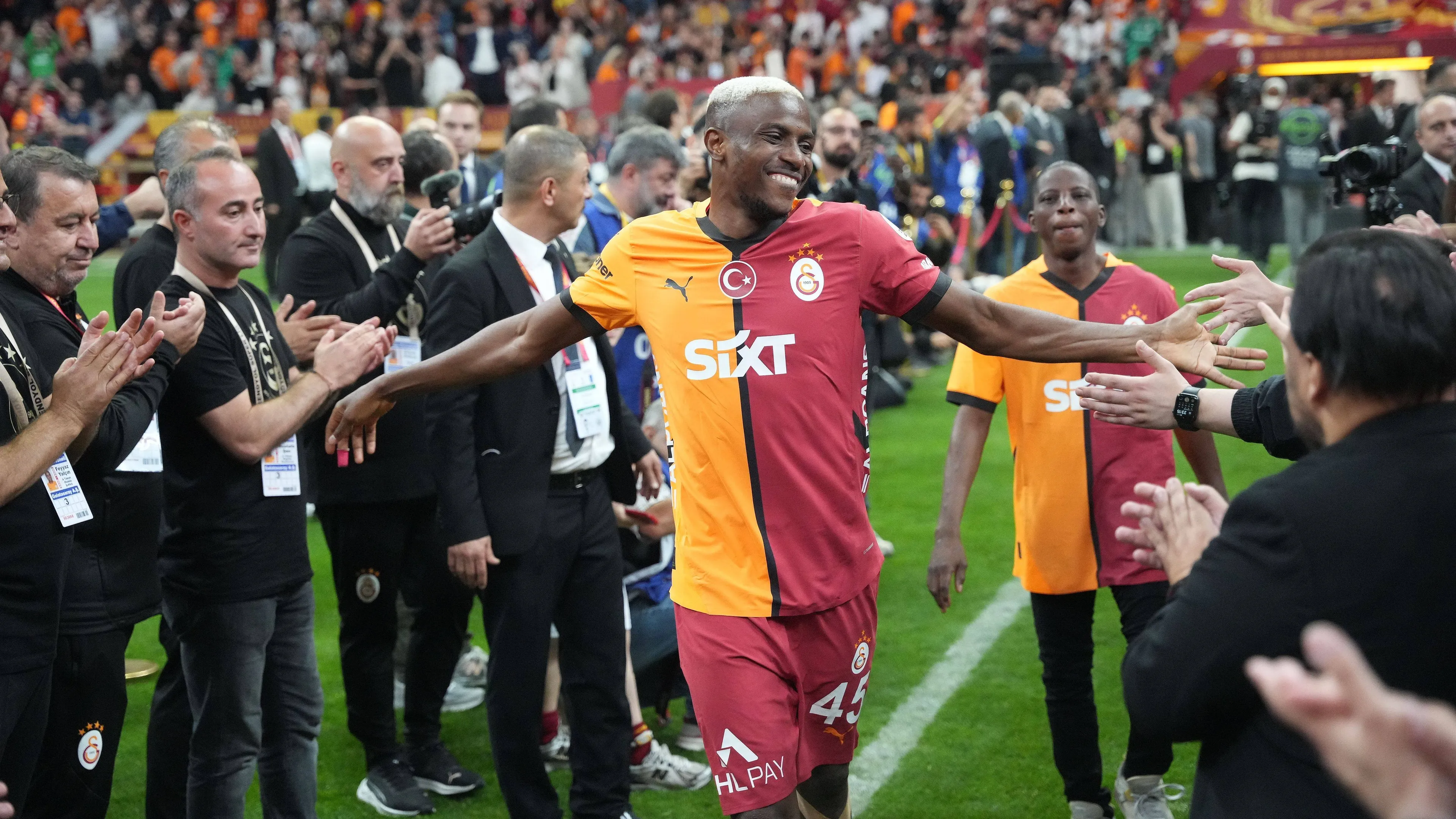 Napoli-Galatasaray, ora è tutto ok per Osimhen! Manca solo la firma