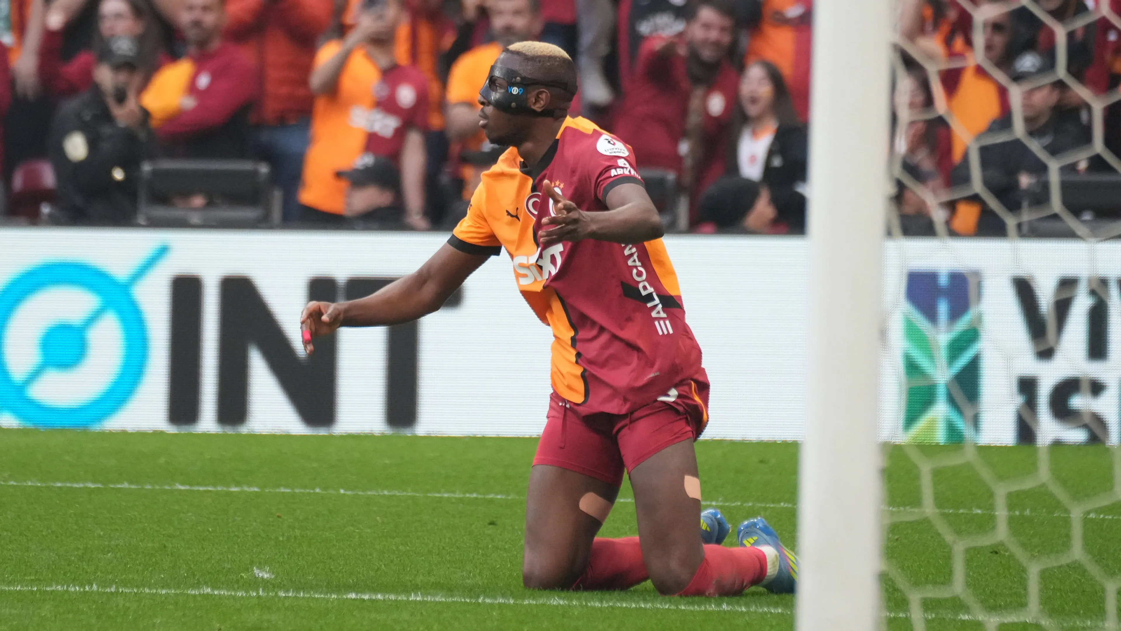 juve ancora su osimhen