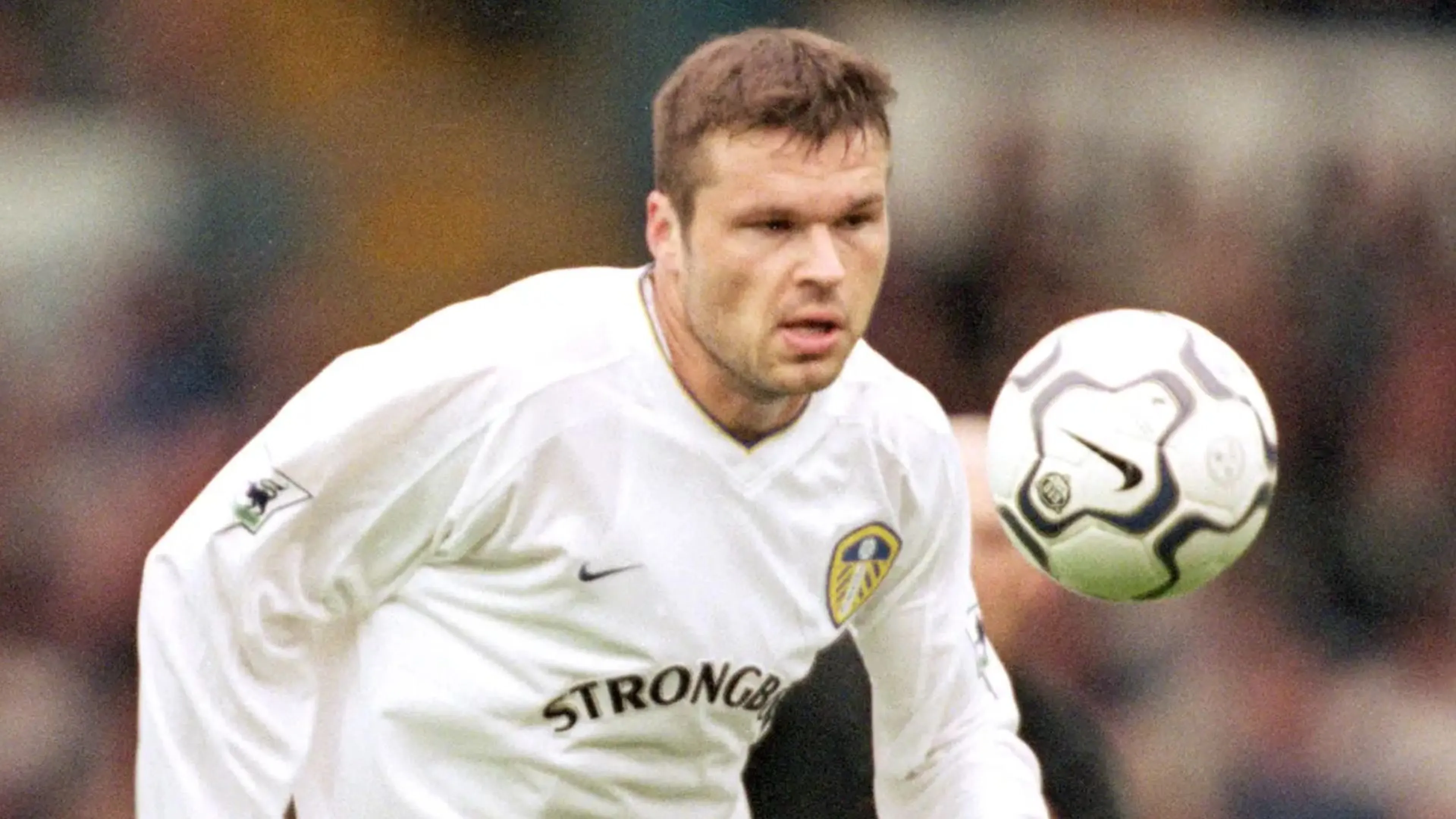 Copertina di CHE FINE HANNO FATTO? Mark Viduka: dal poker al Liverpool alla band con il figlio