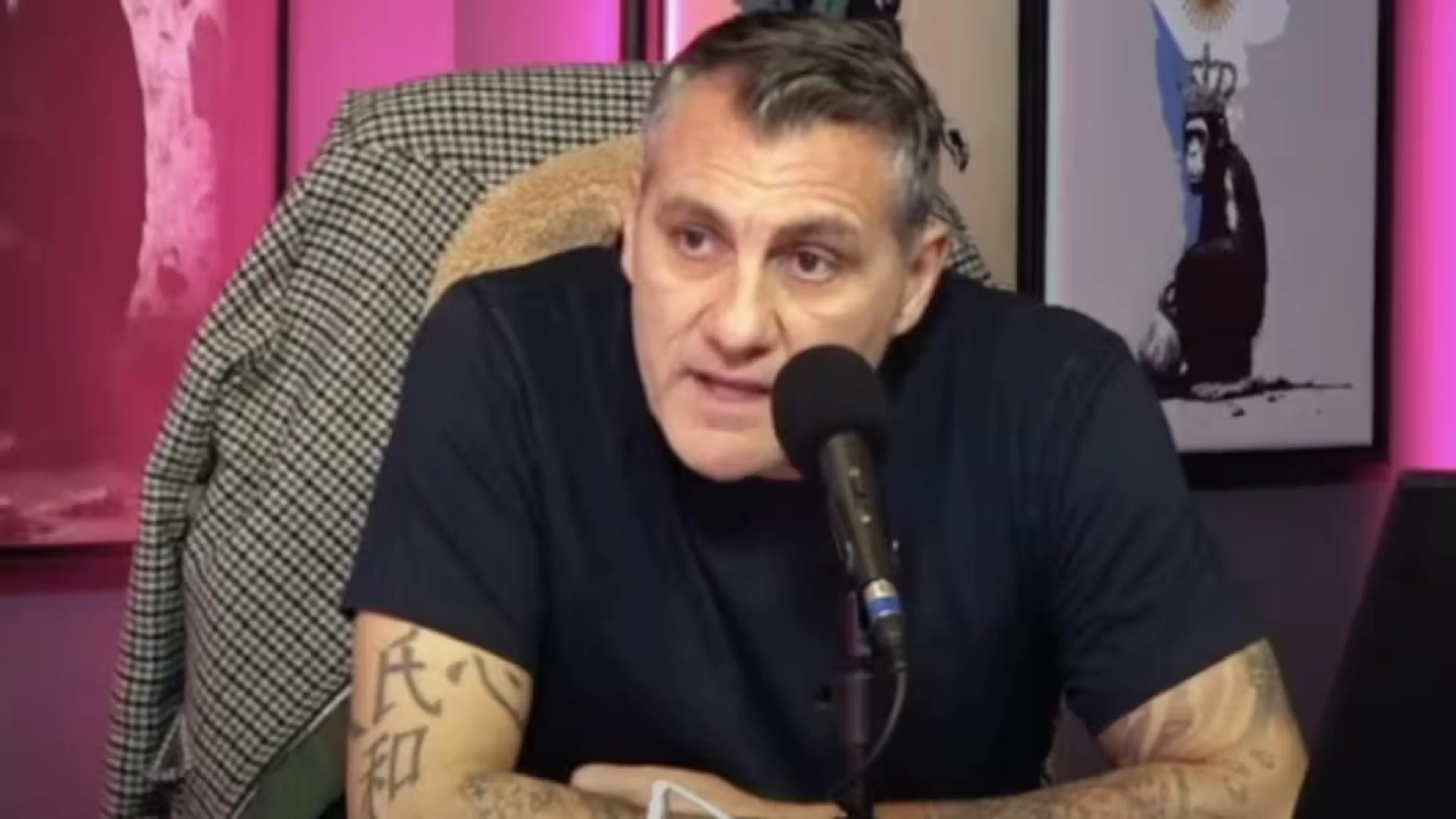 Copertina di Questa volta è Vieri a parlare e attacca Adani, Ventola e Cassano: "Non ci si comporta così, mi hanno messo all'angolo"