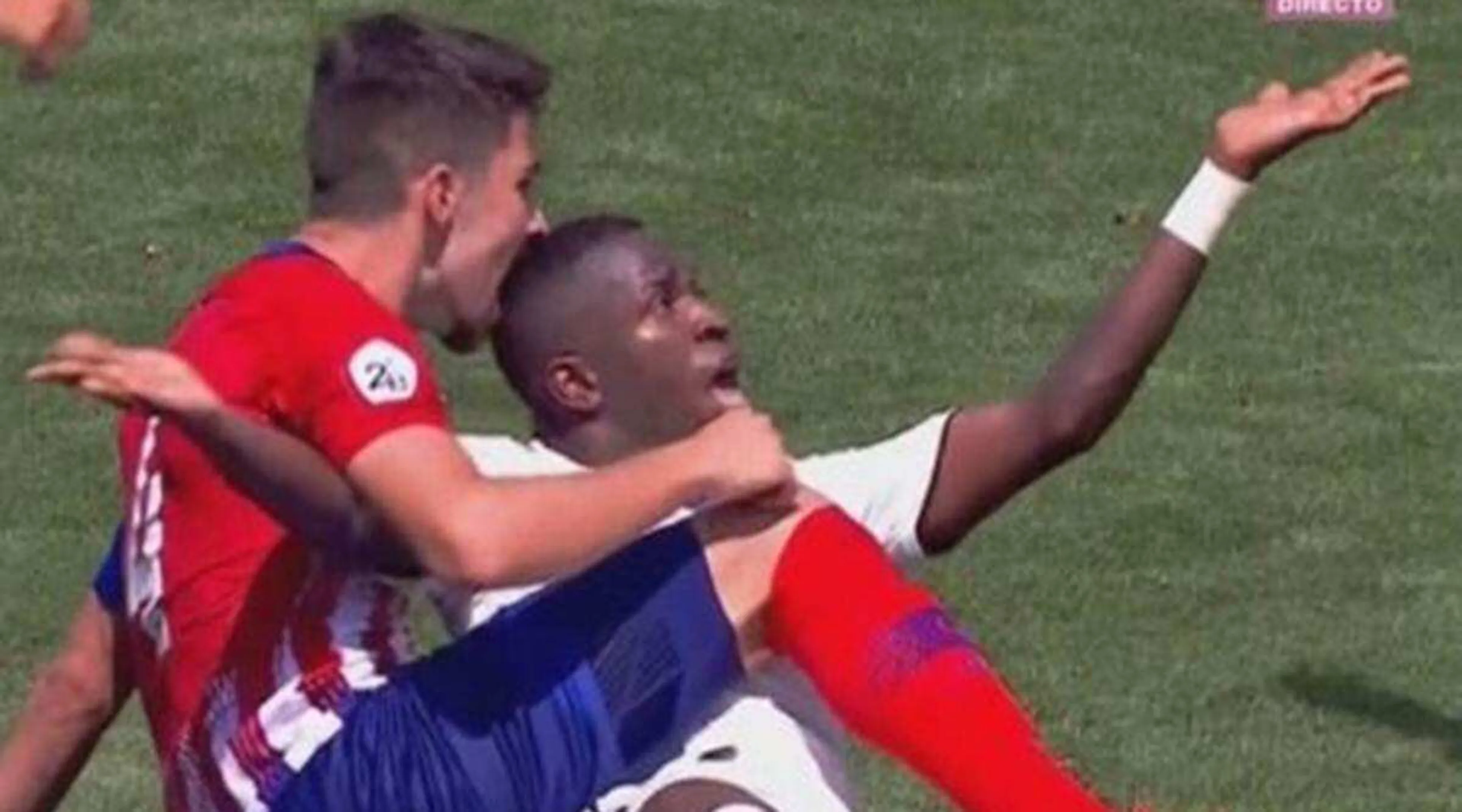 Copertina di Il primo, tranquillissimo derby di Vinicius Junior: “Provarono anche a mordermi…”