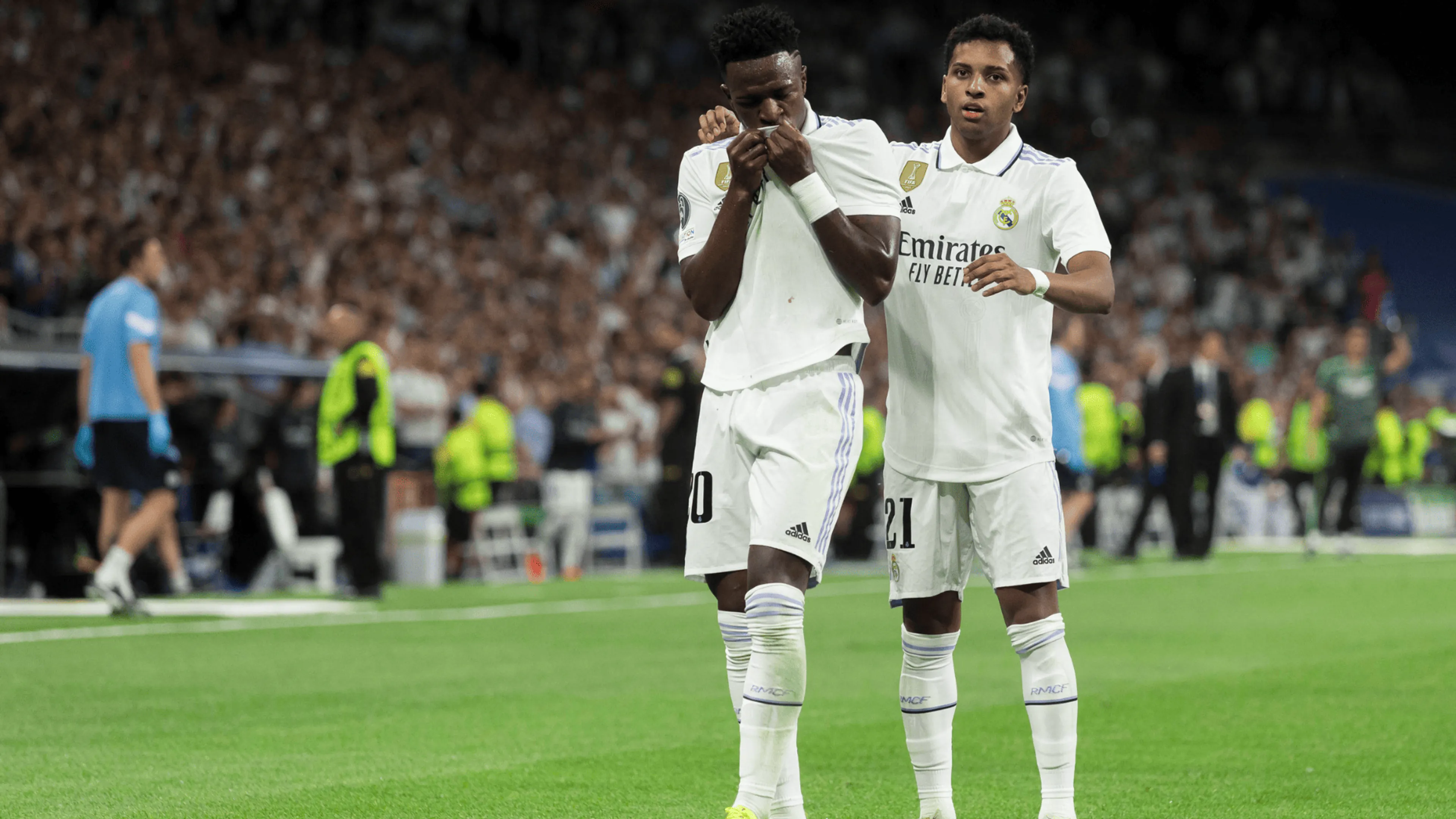 Copertina di Clamoroso Real Madrid: rischia di perdere sia Vinicius che Rodrygo