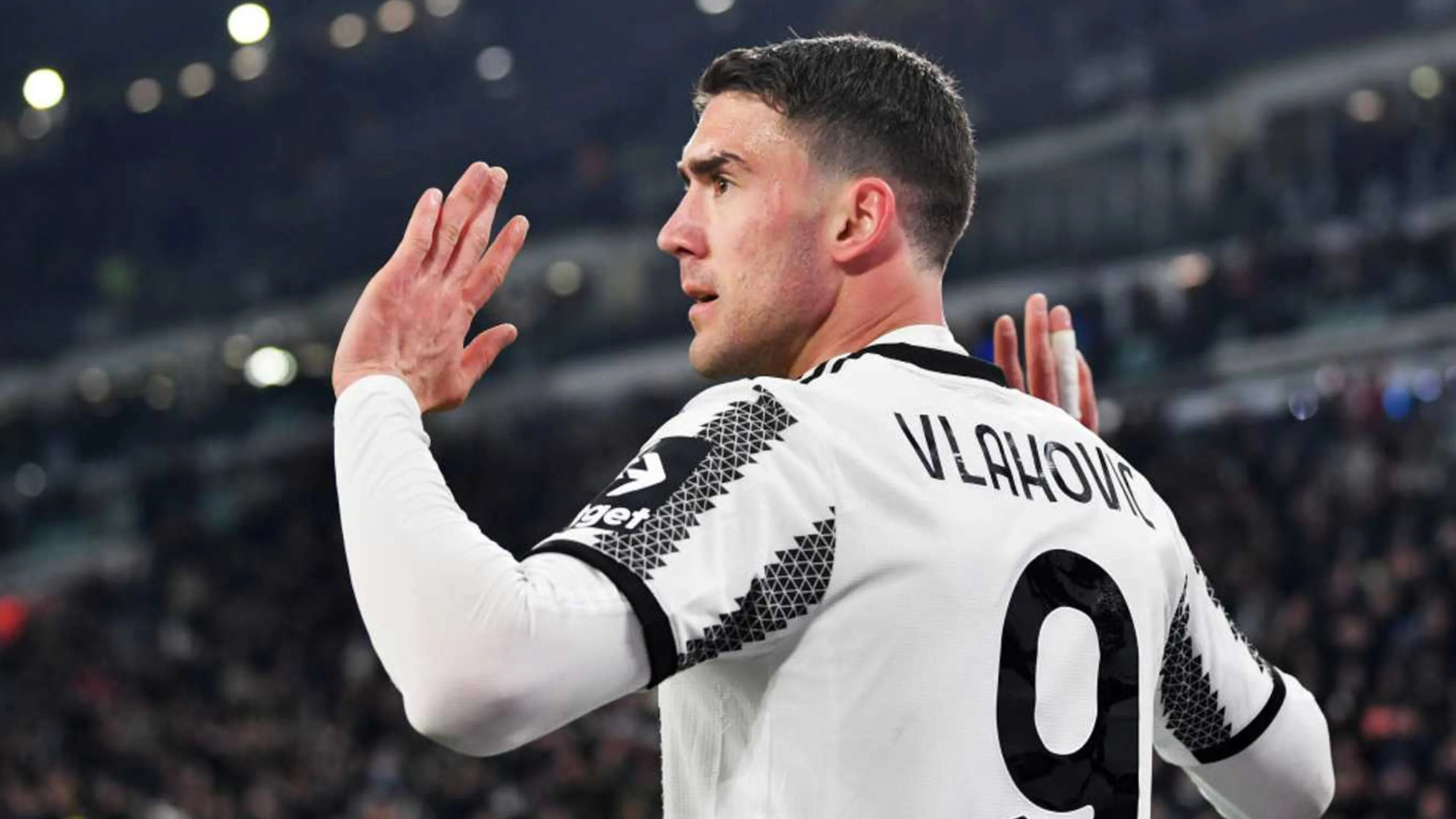 Copertina di Juventus, Chelsea pronto a fare follie per Vlahovic. Il retroscena