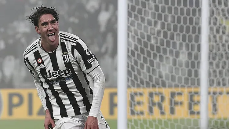 /images/v/l/a/vlahovic-juve-1.jpg