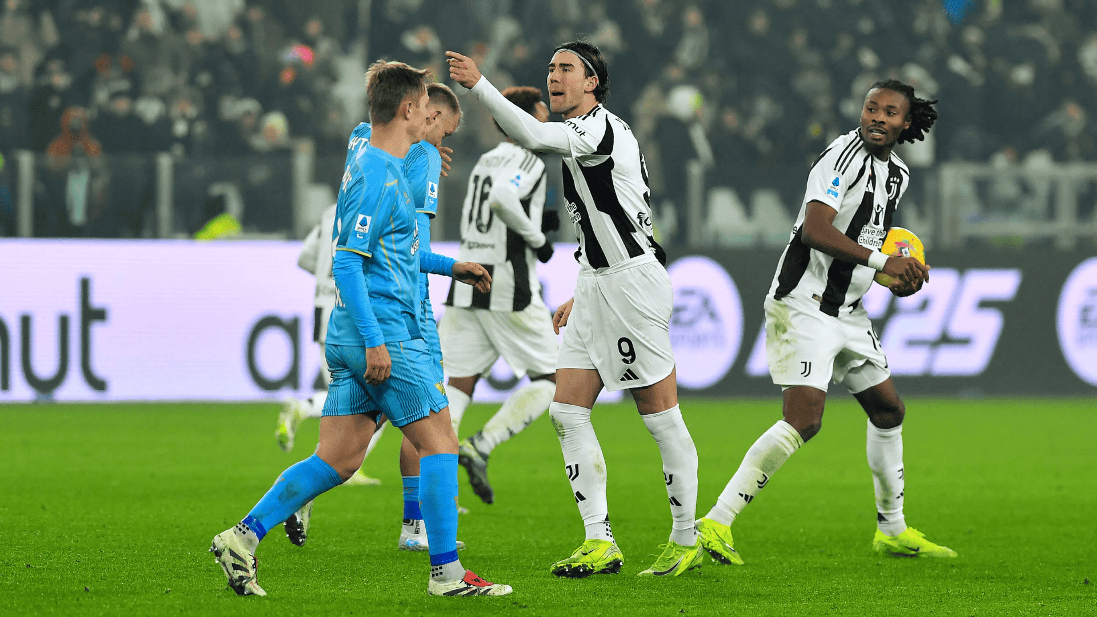 Copertina di Juventus, Vlahovic è stato minacciato di morte da un tifoso