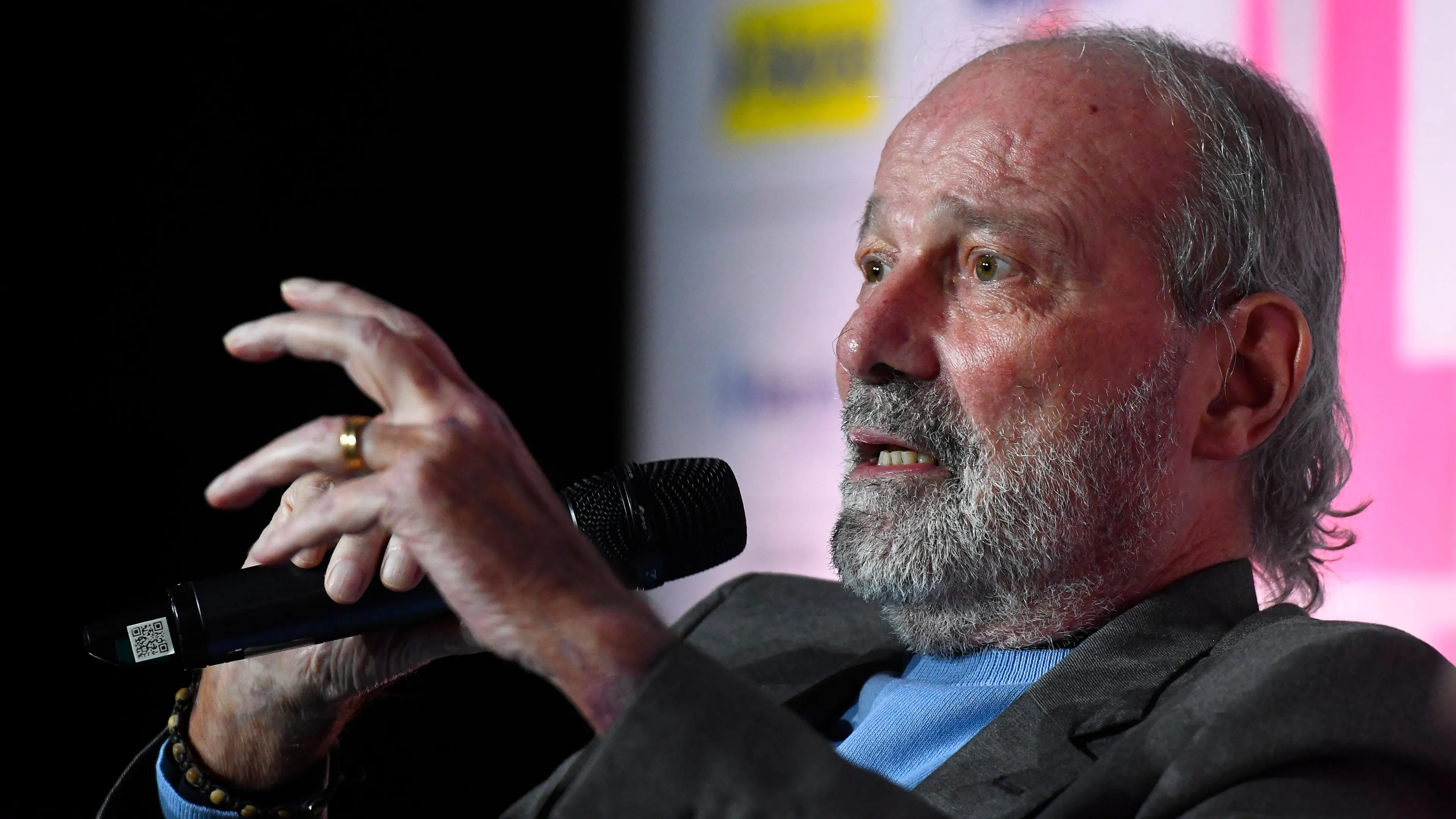 Copertina di Walter Sabatini elogia il Napoli