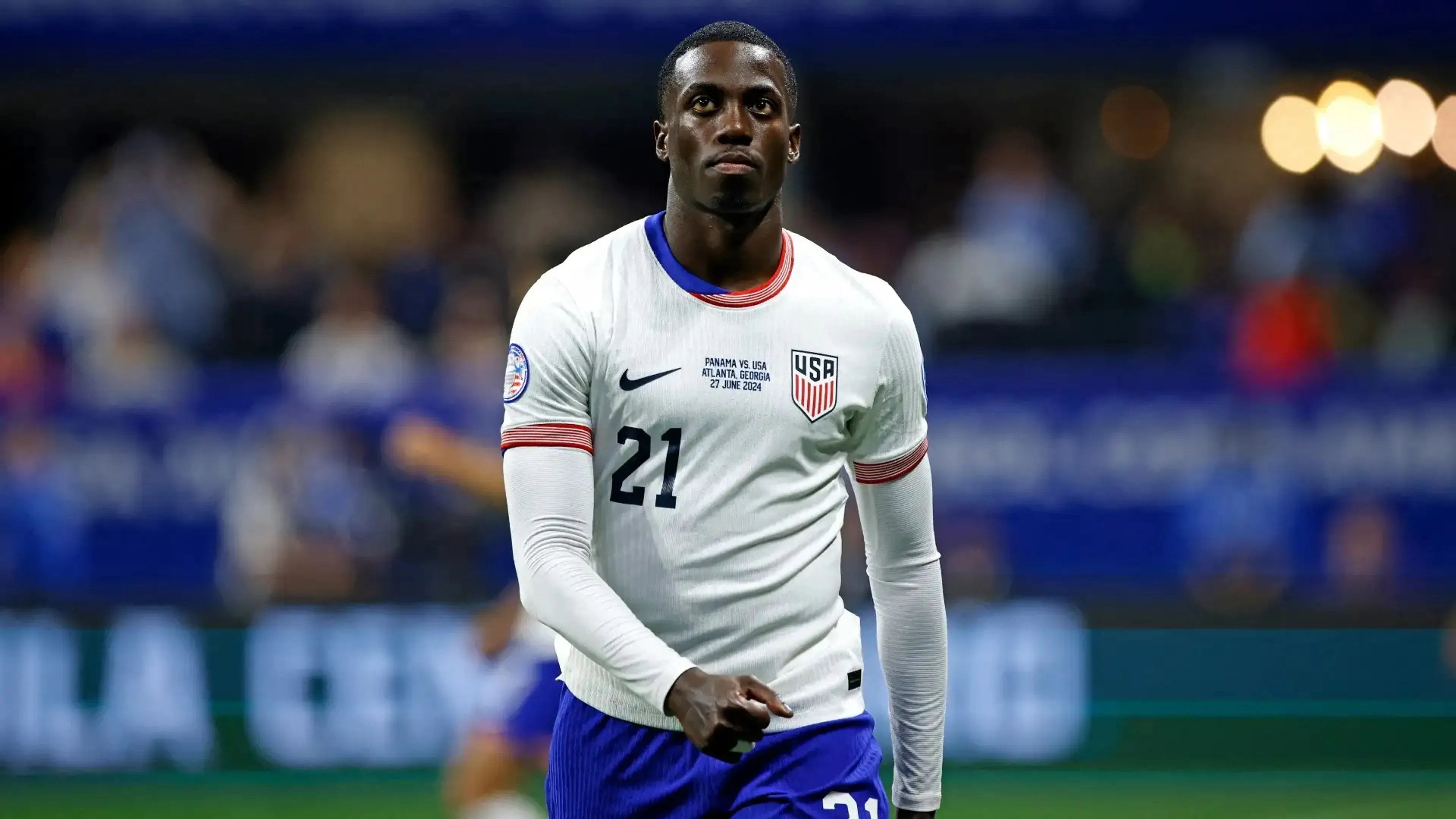 Copertina di Weah perde la testa in Copa America: tira una manata all'avversario e viene espulso (VIDEO)