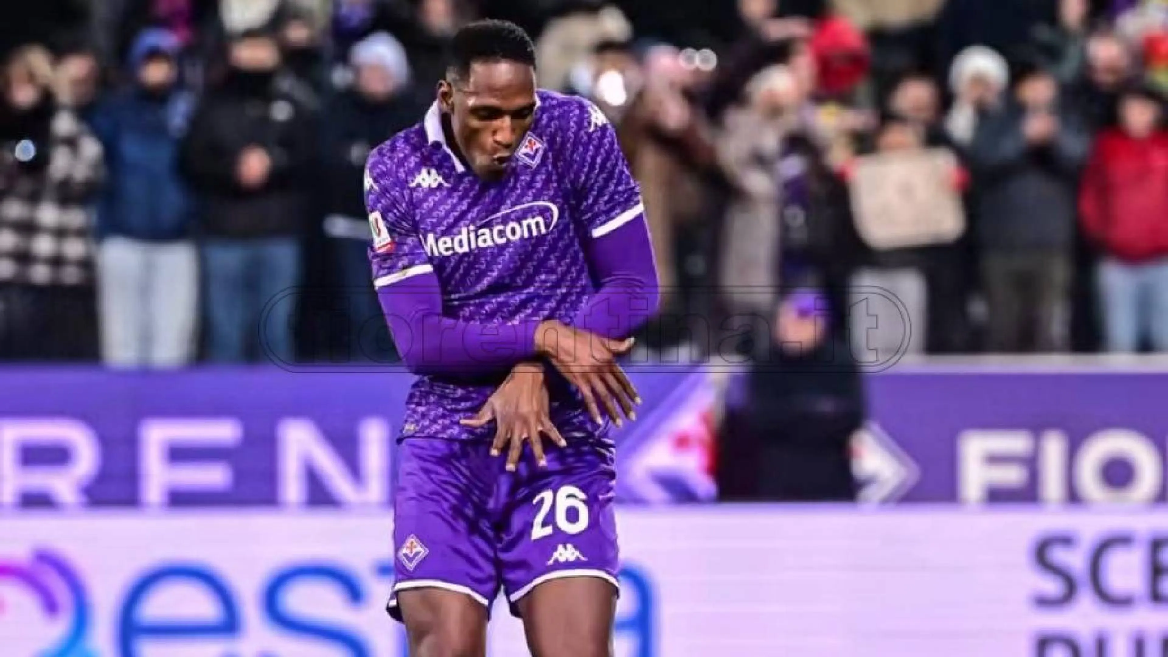 Copertina di Yerry Mina individua Zirkzee come pericolo numero 1: il gesto  provocatorio passato sottotraccia (VIDEO)