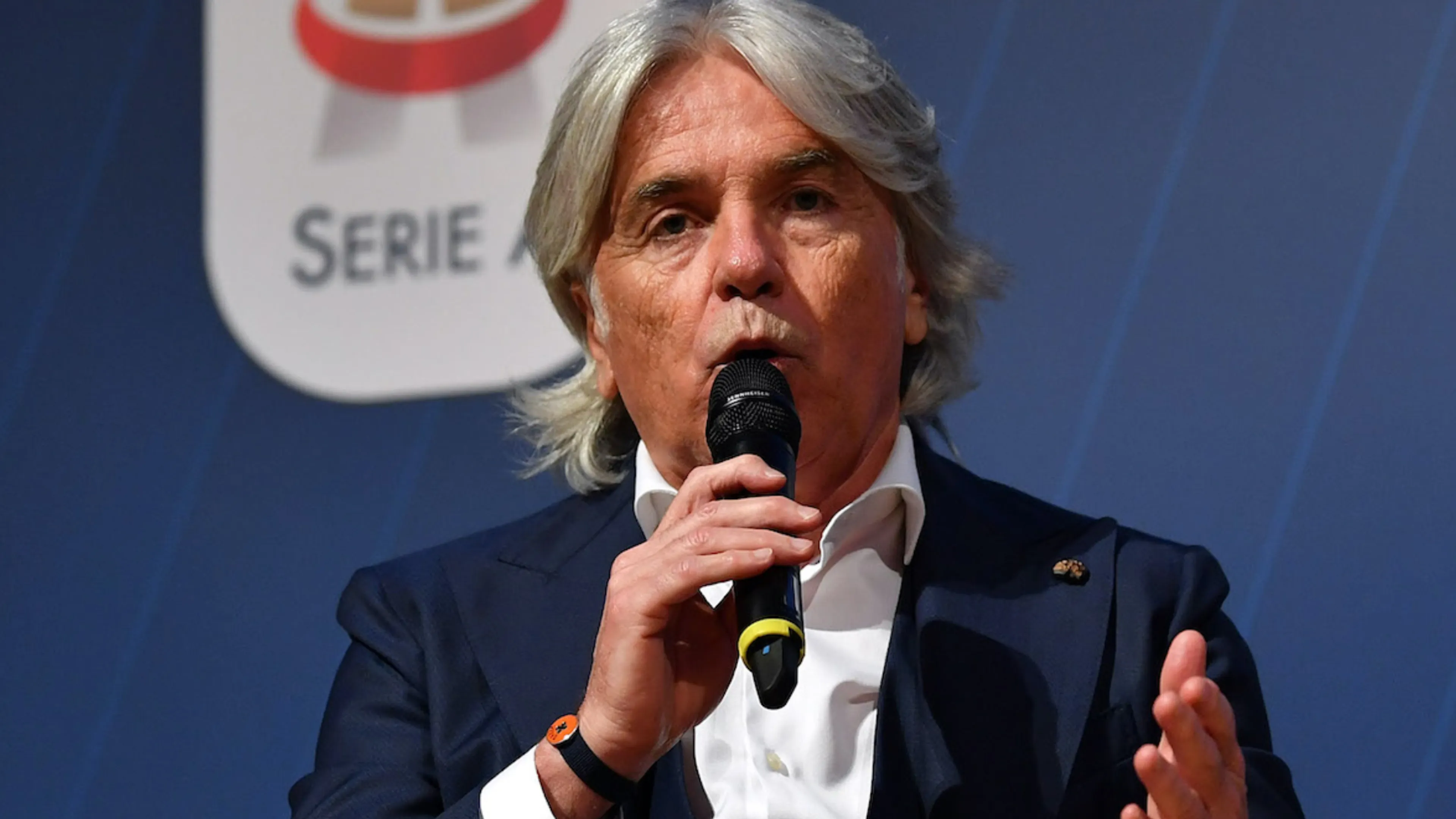 Copertina di Zazzaroni, che attacco all'Inter: "Comportamento di una scorrettezza unica"