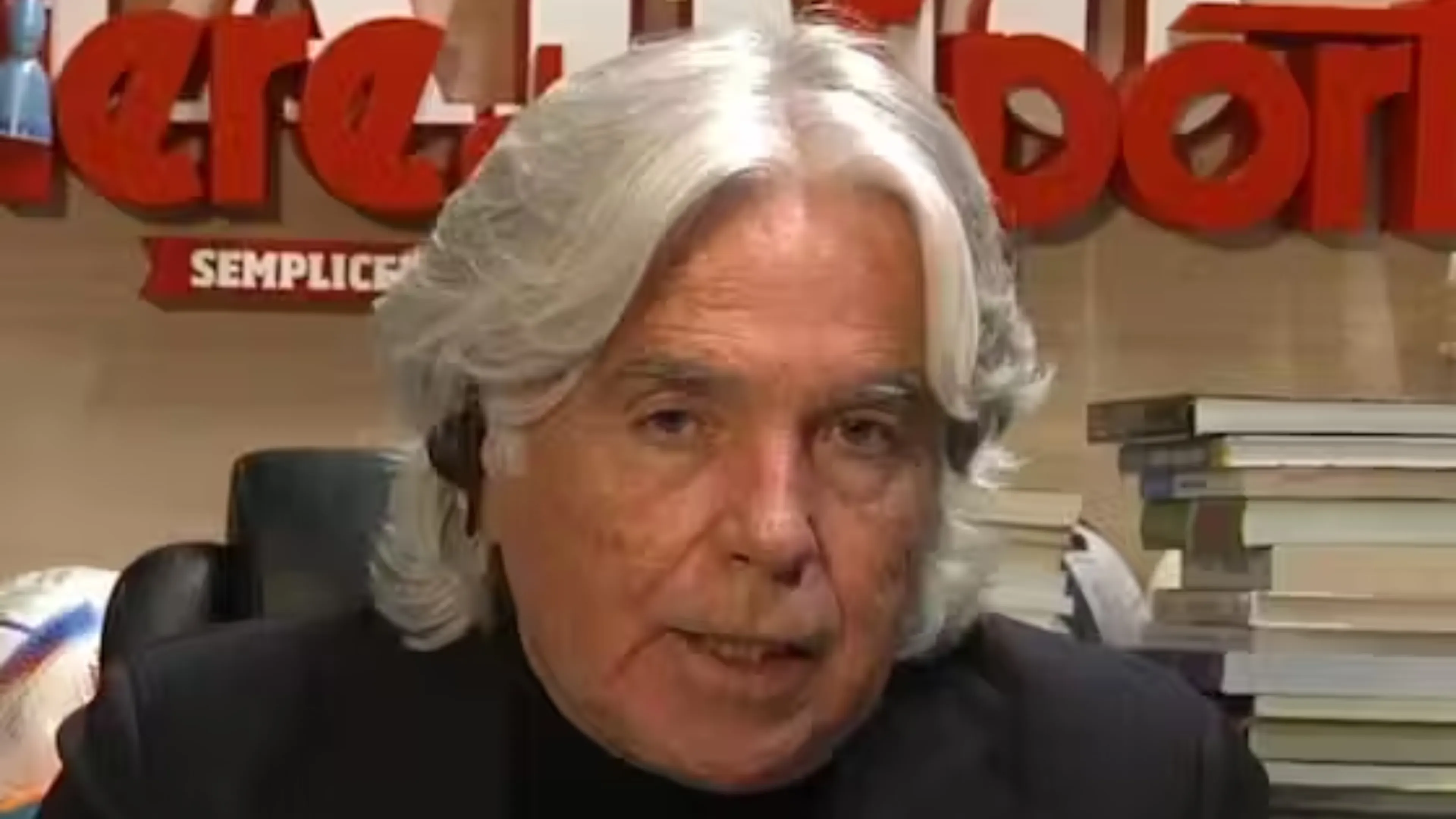 Copertina di Zazzaroni:"Marotta è più abile di altri in determinate comunicazioni". Si spaccano i social