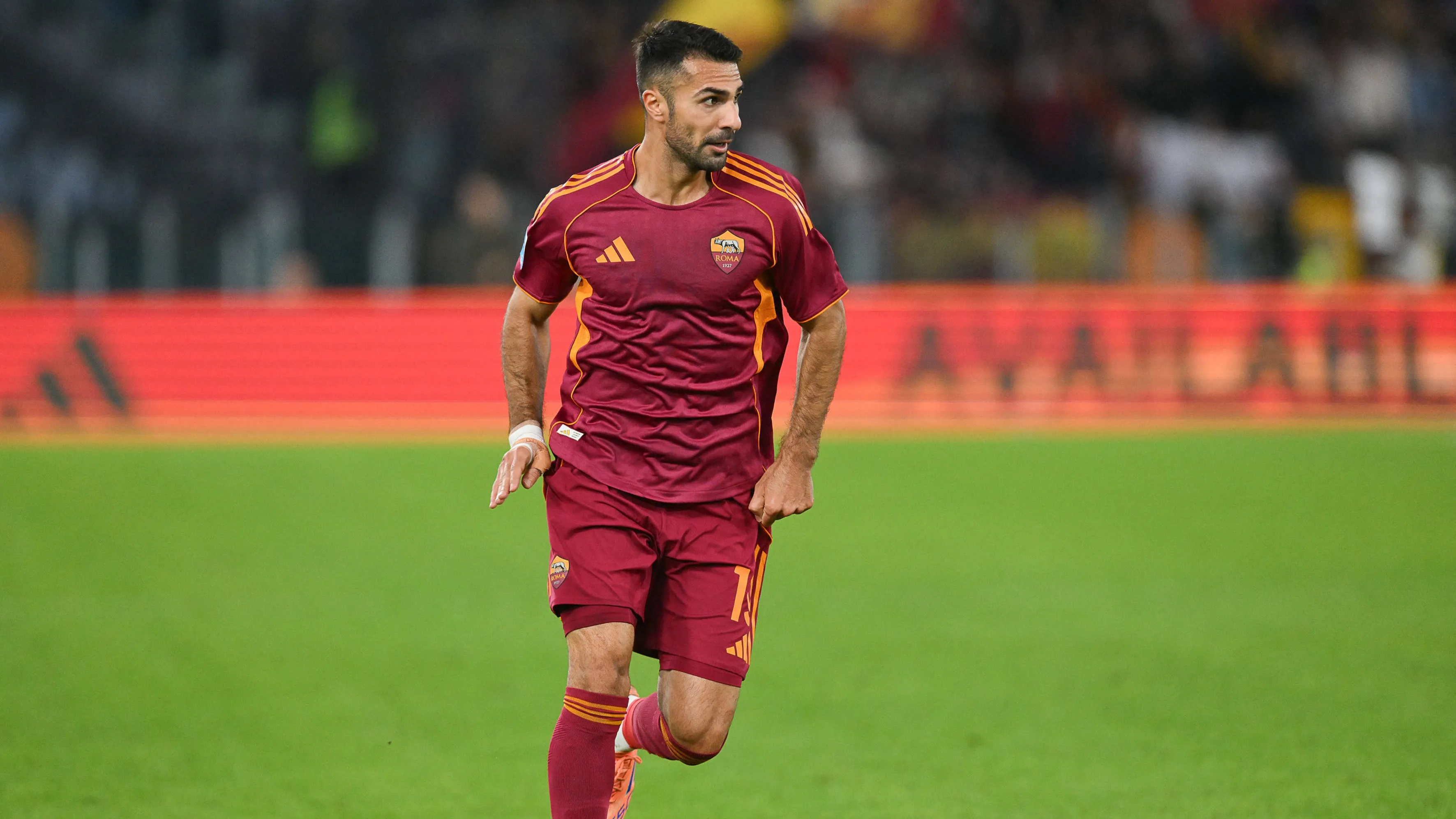 Zeki Celik, terzino turco in forza alla Roma