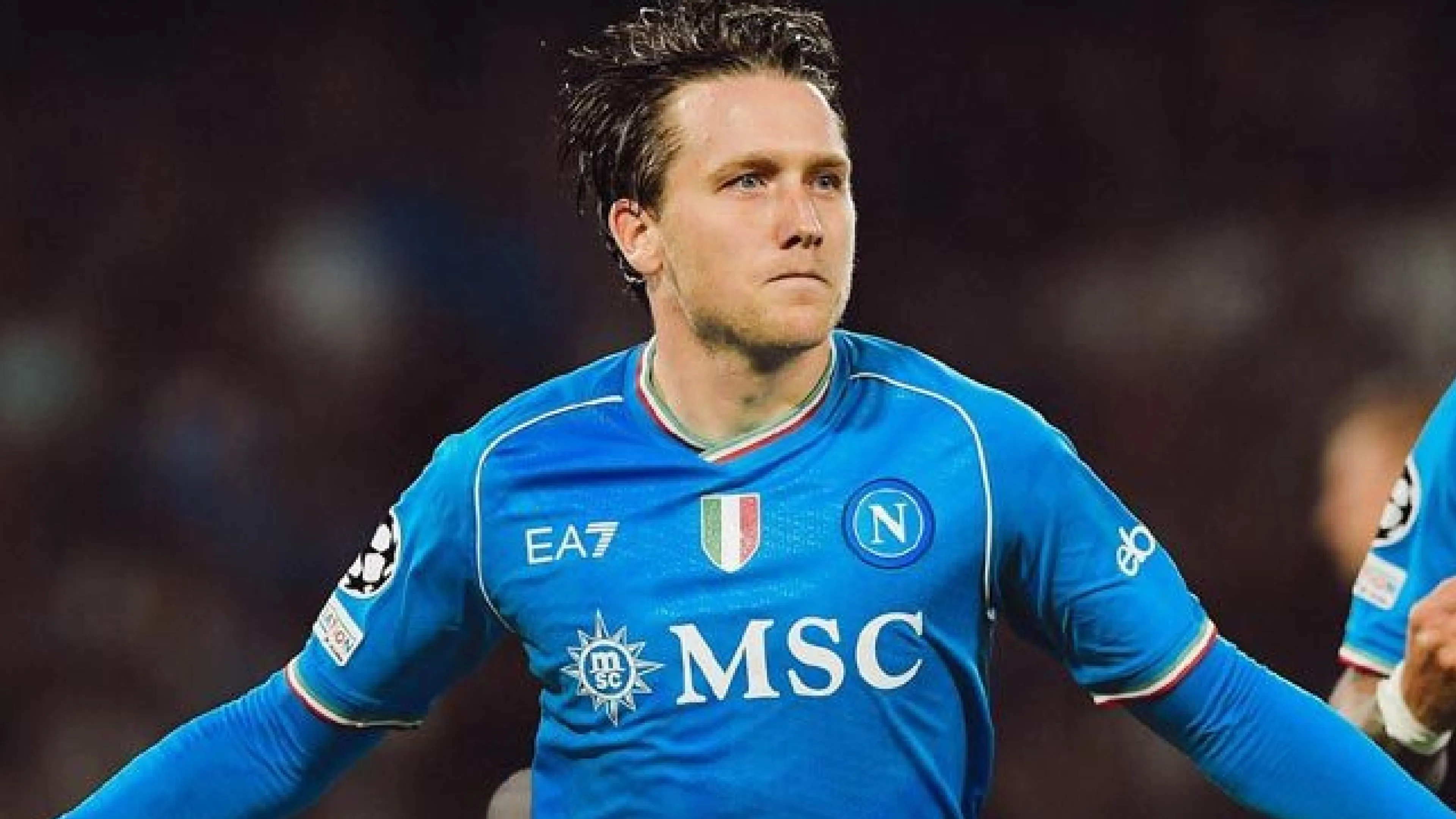 Copertina di De Laurentiis esplode alla domanda su Zielinski: "Ce l'ho a morte col suo agente"