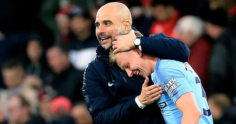 /images/z/i/n/zinchenko-saluta-il-manchester-city.jpg